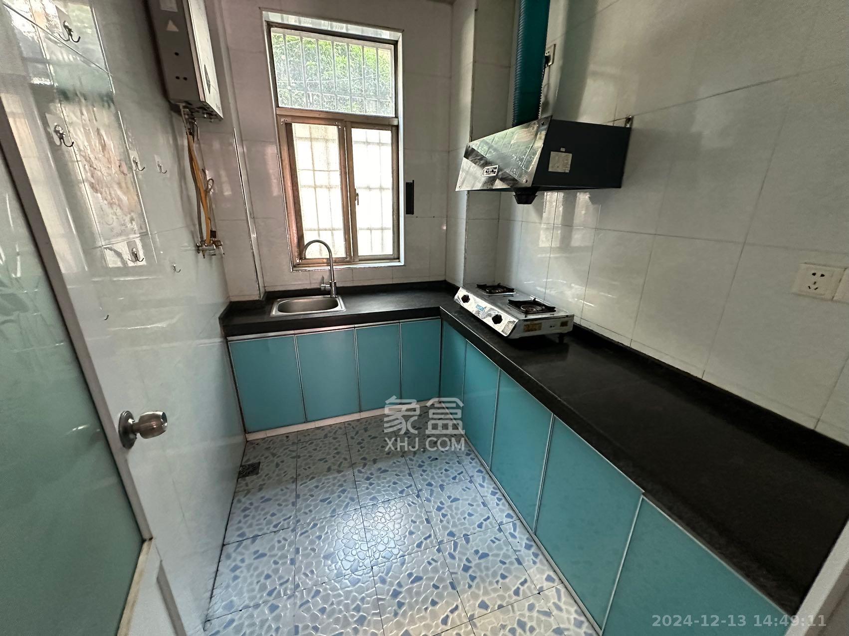 和平小区  2室1厅1卫    1500.0元/月室内图