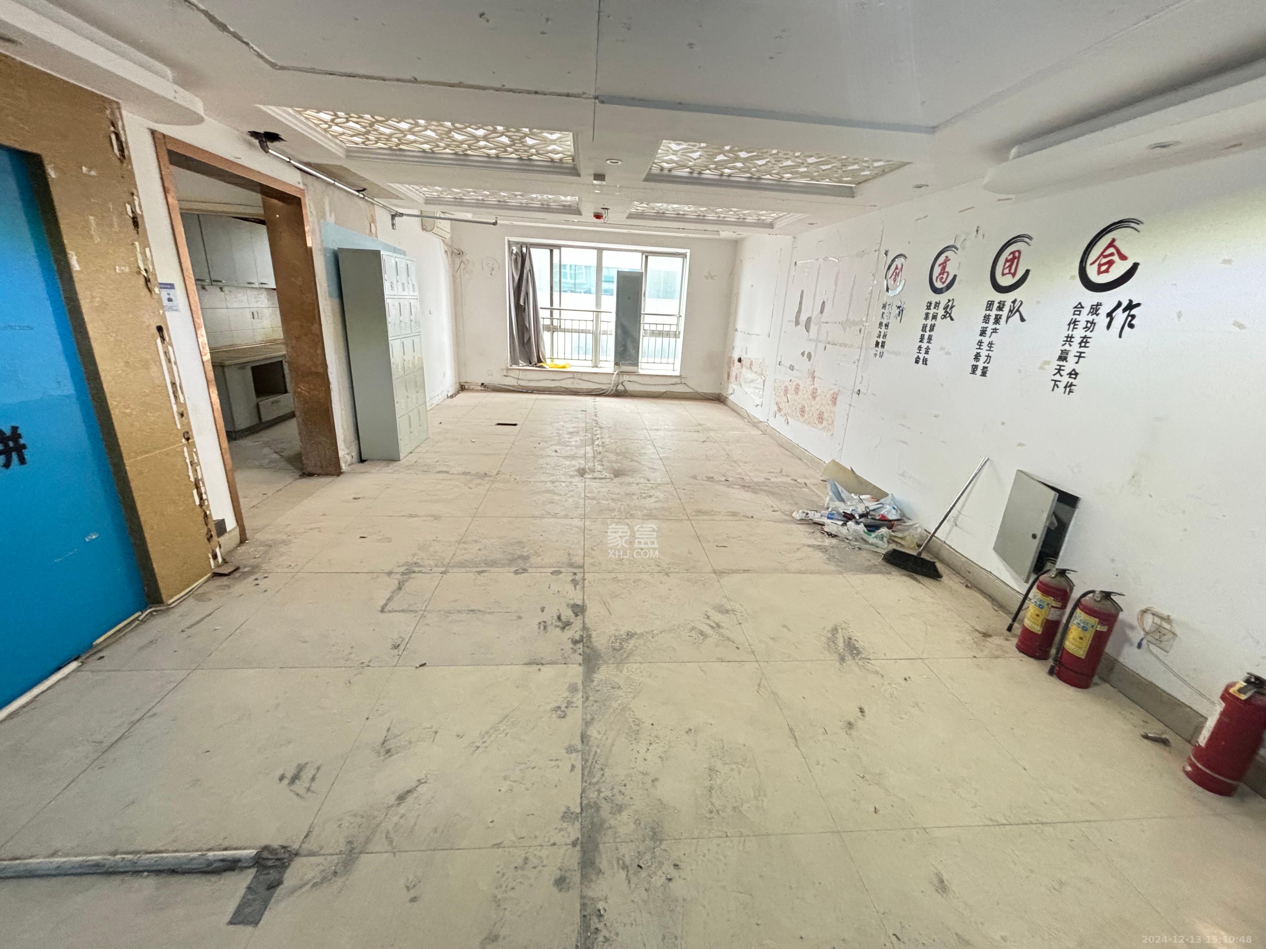 新世界百货(湖南供销大厦)  1室1厅1卫    7000.0元/月 新世界百货(湖南供销大厦)  1室1厅1卫    7000.0元/月室内图1