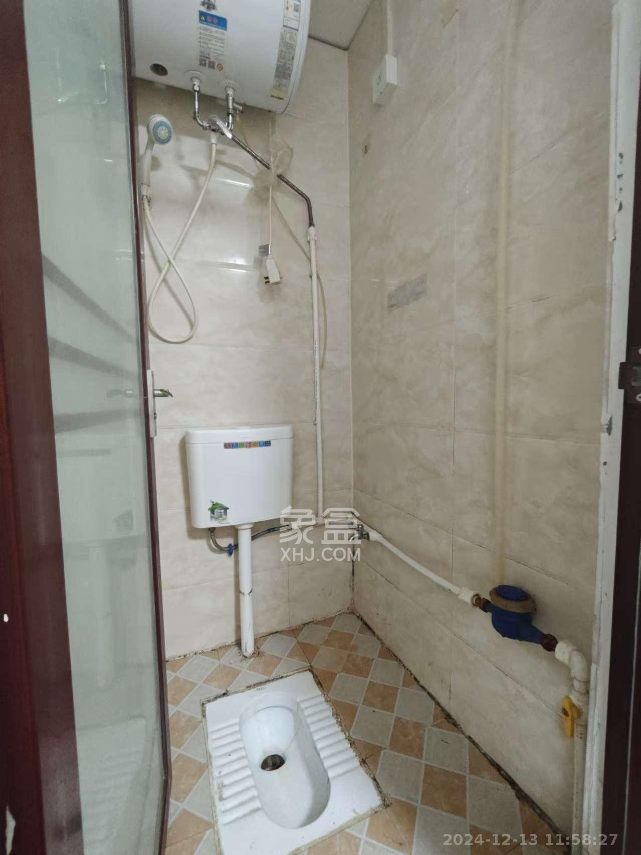 湘凯石化大厦 1室1厅1卫 680.0元/月 湘凯石化大厦 1室1厅1卫 680.0元/月室内图