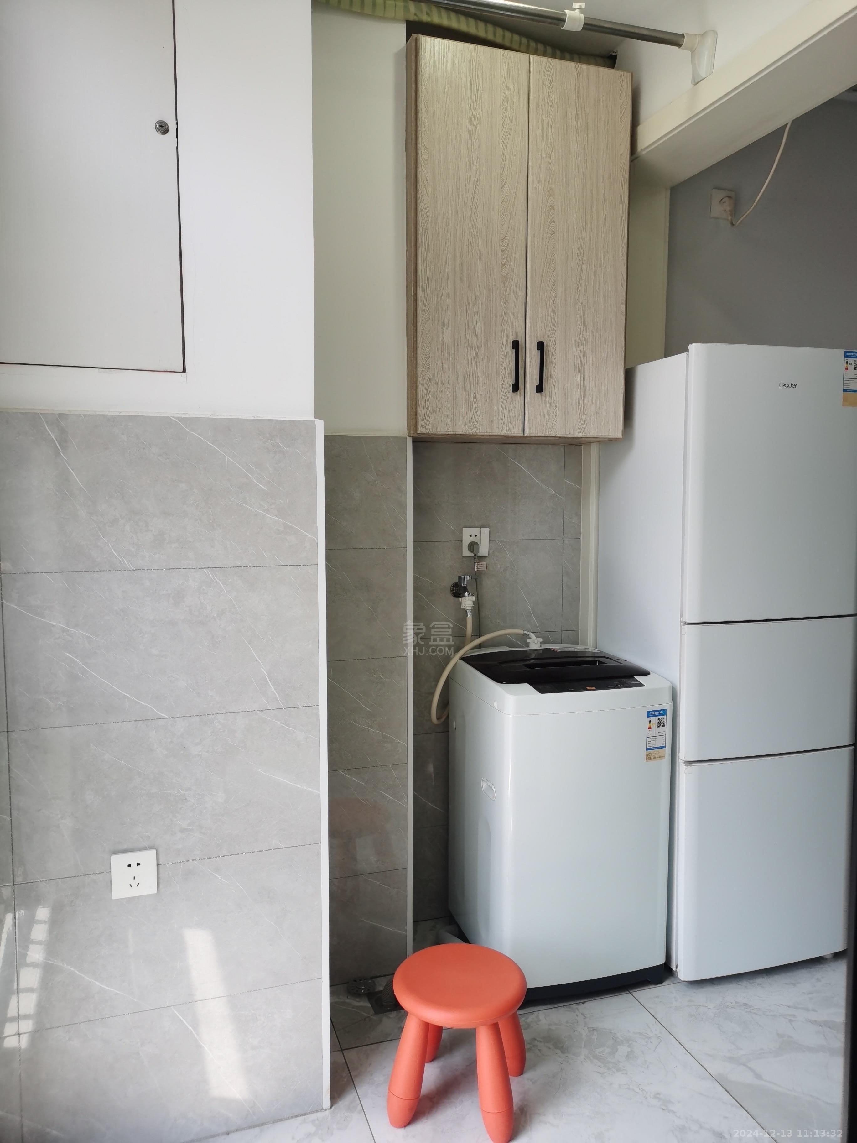 流金岁月-华晨国际 1室1厅1卫 1500.00元/月 流金岁月-华晨国际 1室1厅1卫 1500.00元/月室内图