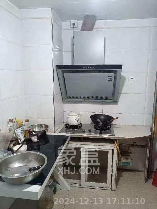 诚兴园 1室1厅1卫 900.0元/月 诚兴园 1室1厅1卫 900.0元/月室内图