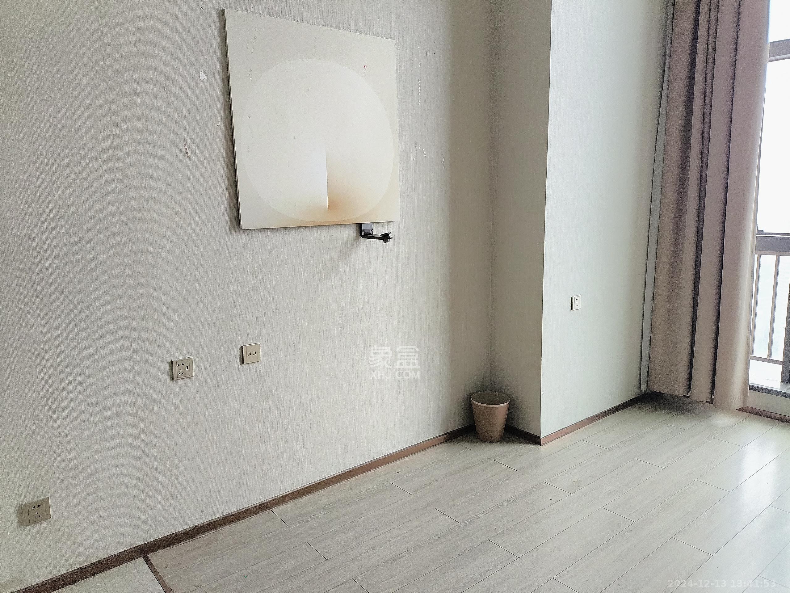 华远华时代  3室1厅2卫   4000.00元/月室内图