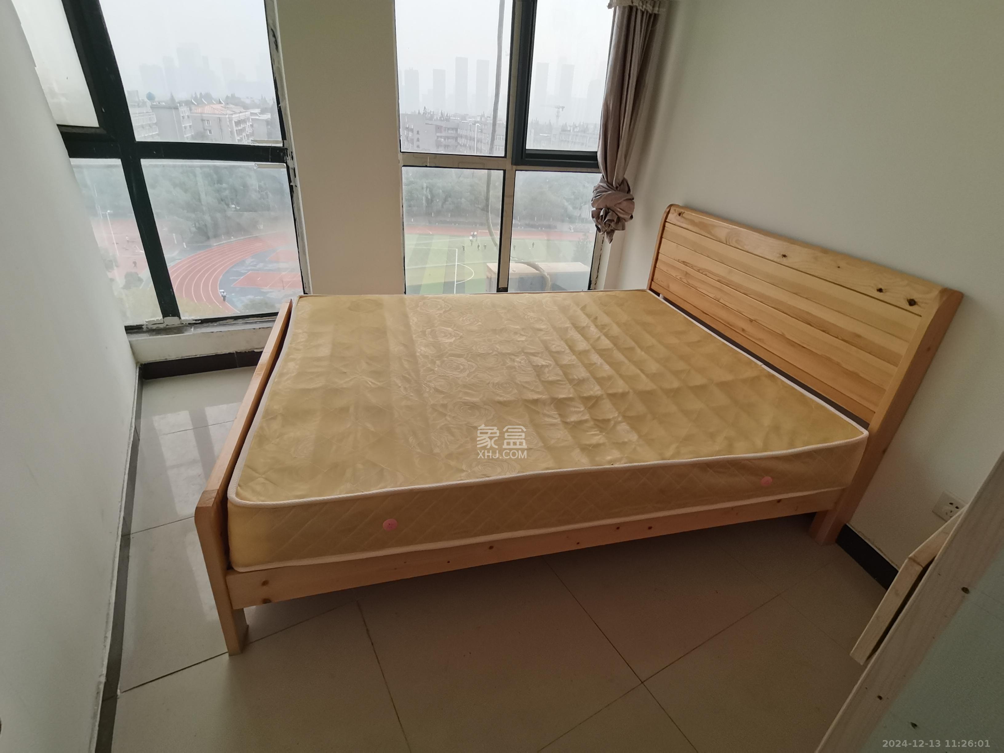 湖韵佳苑  2室1厅1卫   1600.00元/月室内图