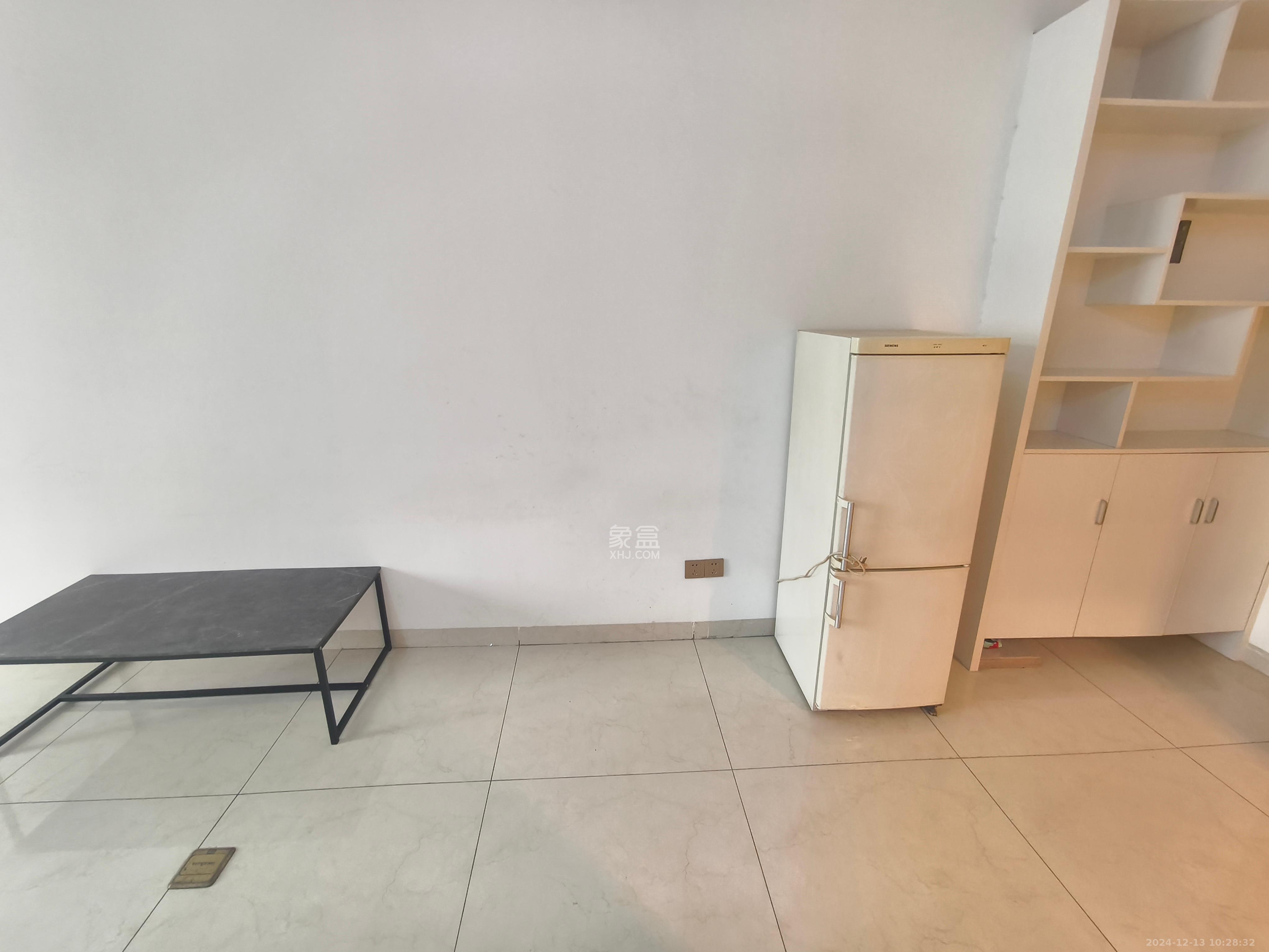 和隆花半里  1室0厅1卫    1800.0元/月 和隆花半里  1室0厅1卫    1800.0元/月室内图