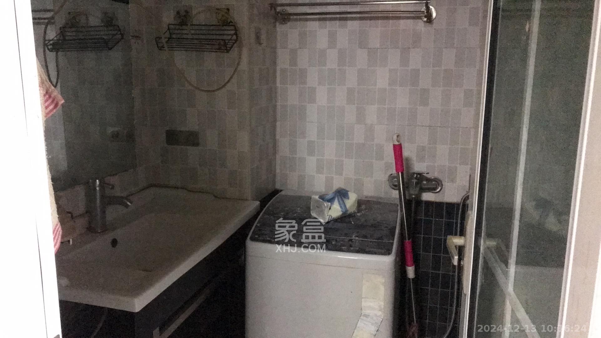 生活艺术城  1室1厅1卫   1100.00元/月室内图