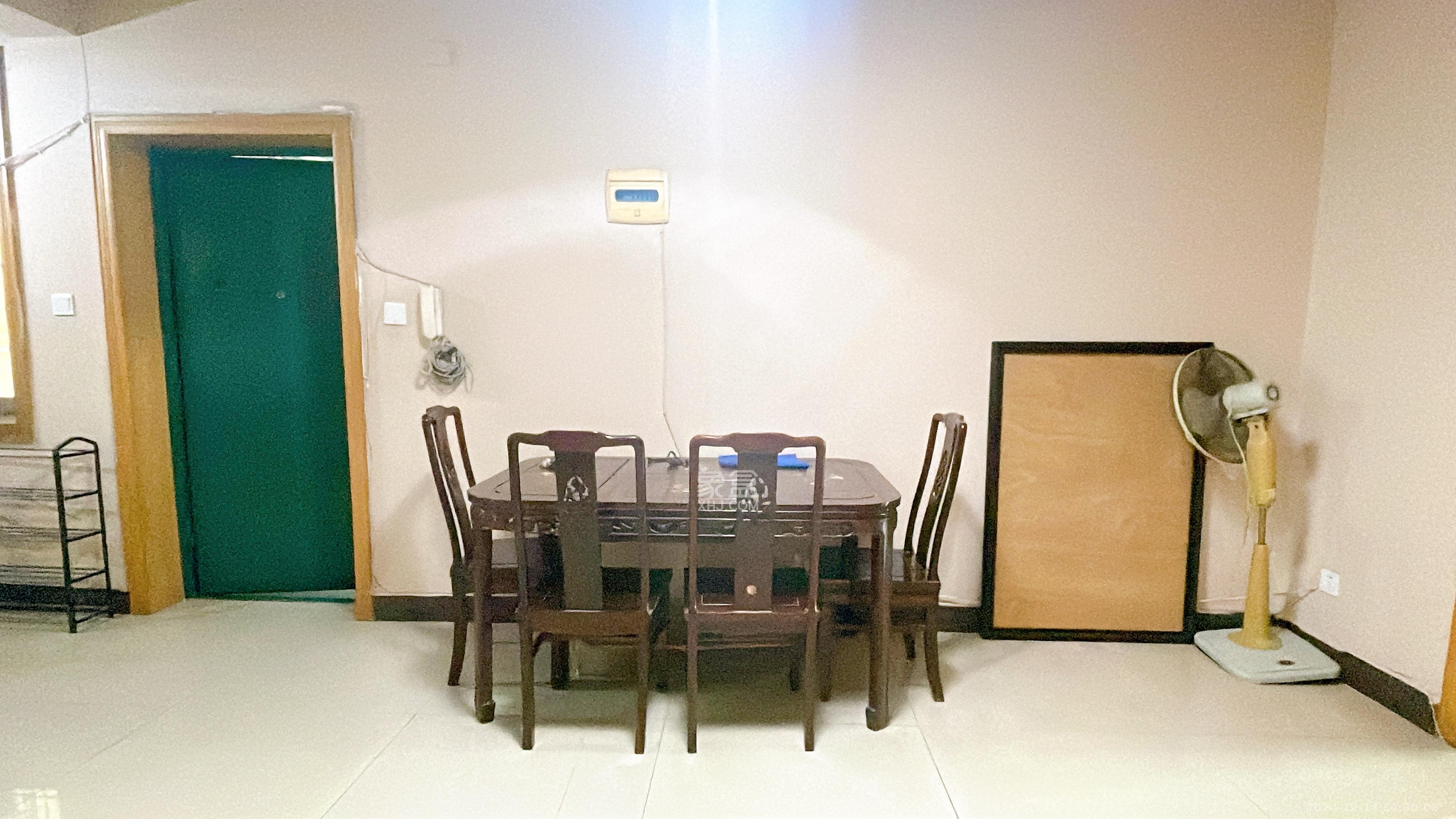 百善台小区  3室2厅1卫    2500.0元/月 百善台小区  3室2厅1卫    2500.0元/月