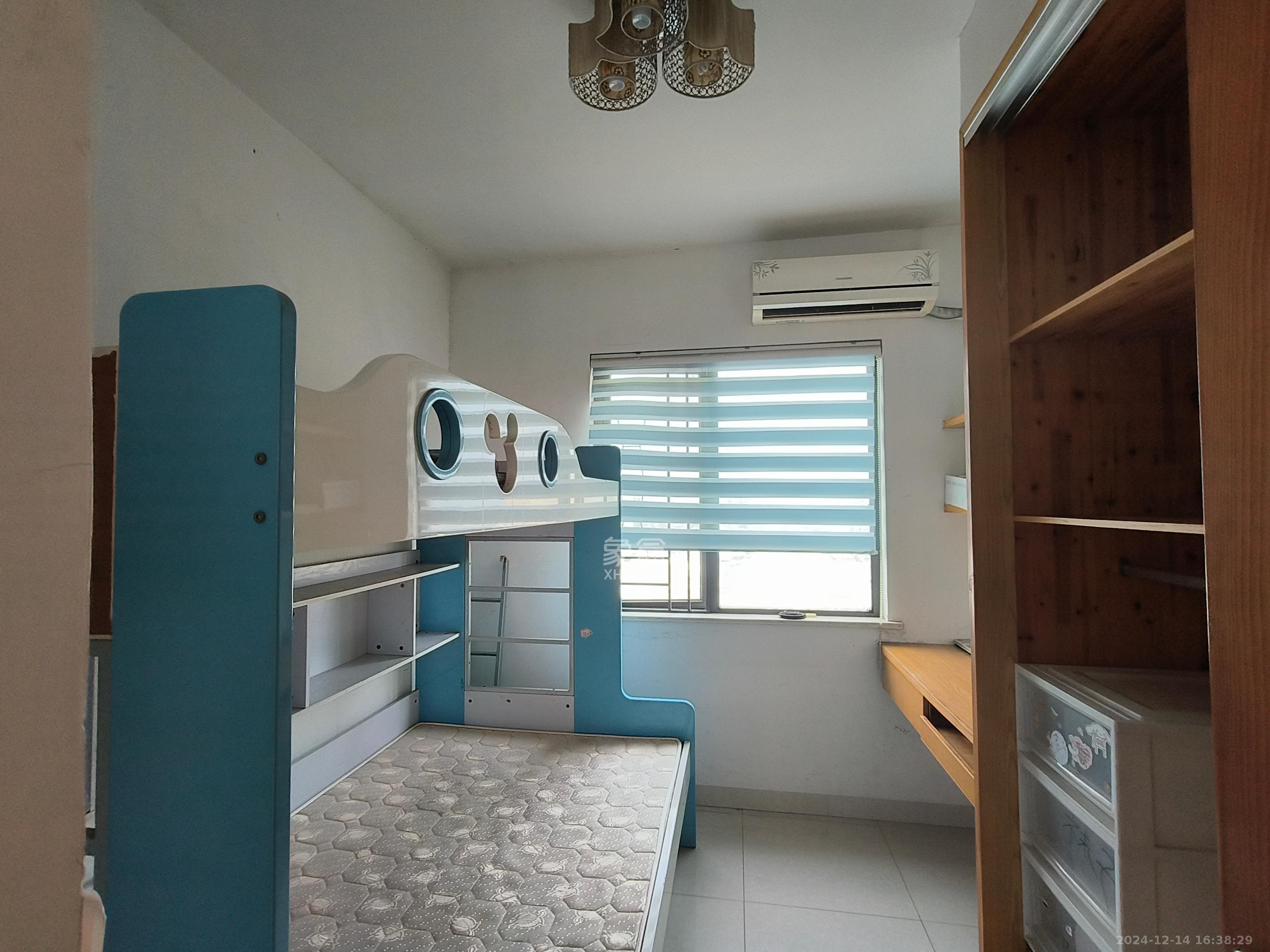 中国铁建国际城一期 3室2厅1卫 1400.0元/月 中国铁建国际城一期 3室2厅1卫 1400.0元/月室内图