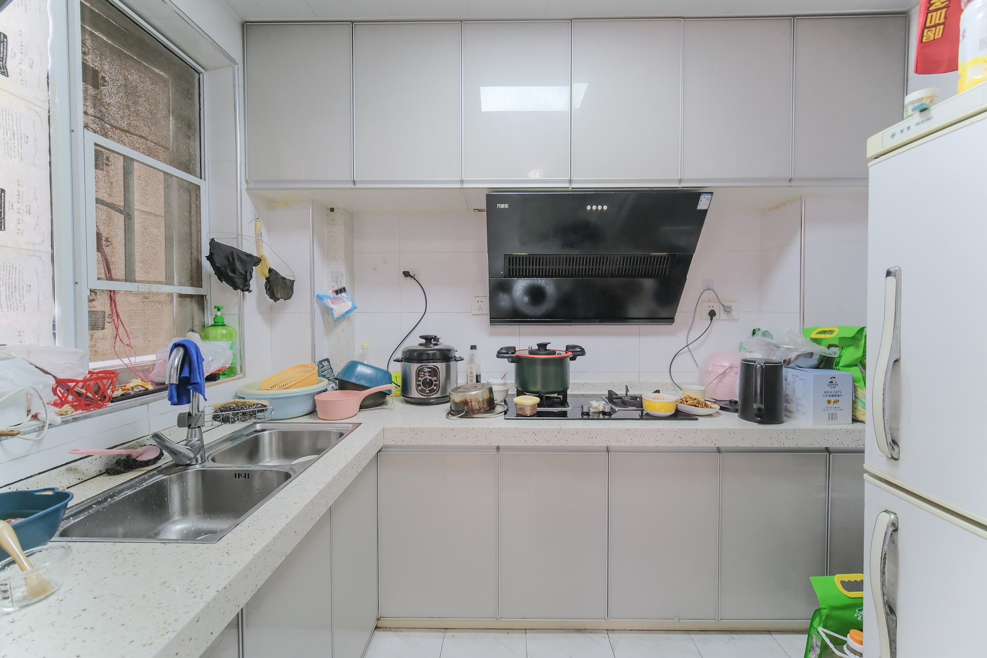 荣盛花语城 4室2厅2卫 109.8万 荣盛花语城 4室2厅2卫 109.8万厨房