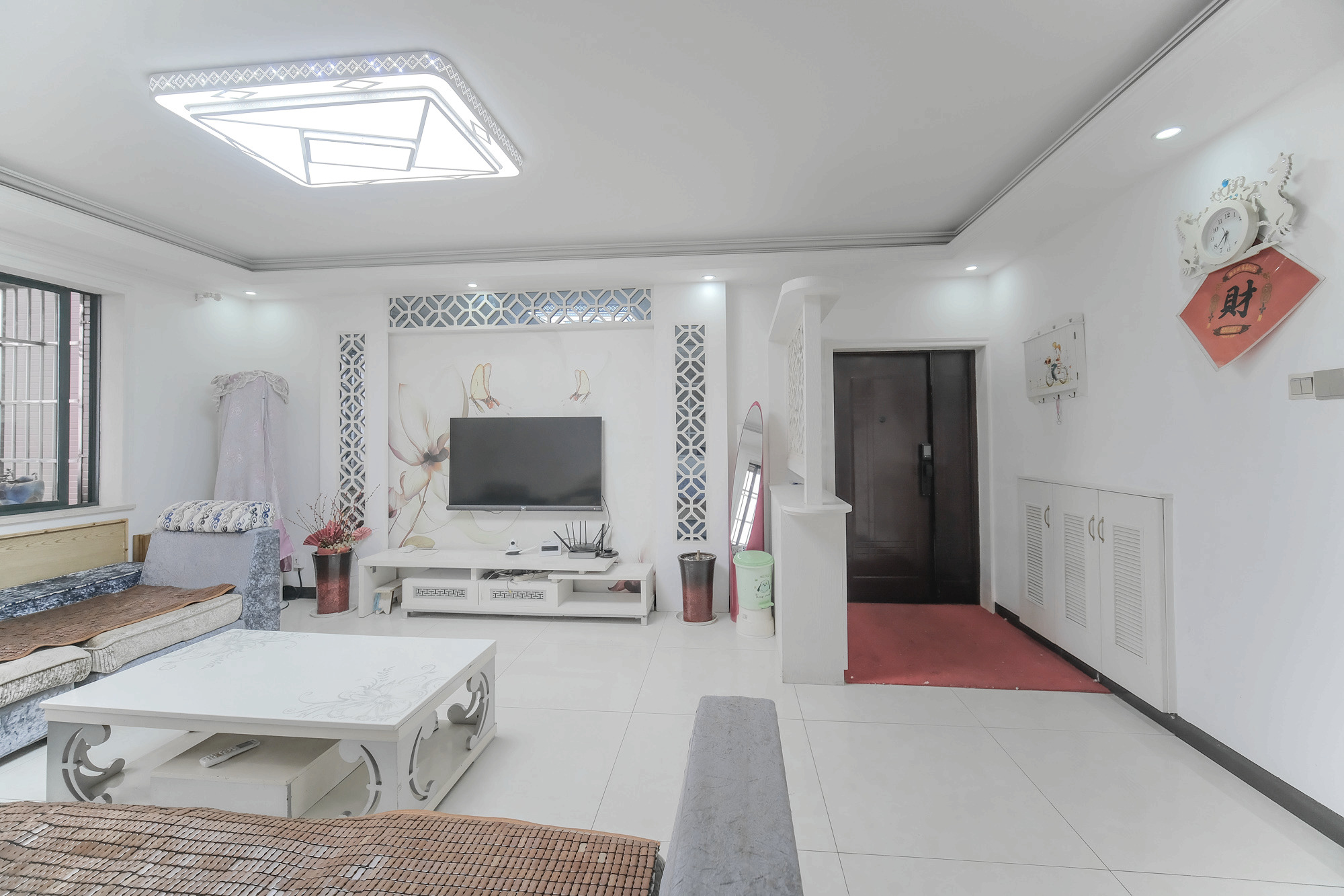 圆梦完美生活 4室2厅2卫 82.0万 圆梦完美生活 4室2厅2卫 82.0万客厅