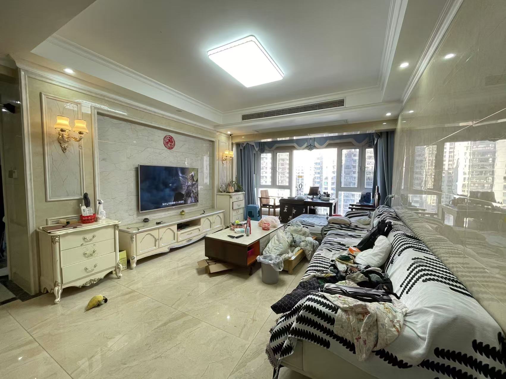 蓝溪谷 4室2厅2卫 74.0万 蓝溪谷 4室2厅2卫 74.0万室内图