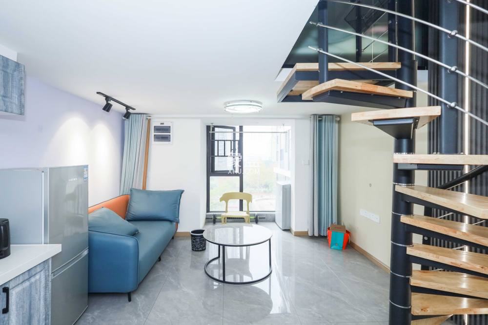 万科金色梦想A区  1室1厅1卫    1700.0元/月