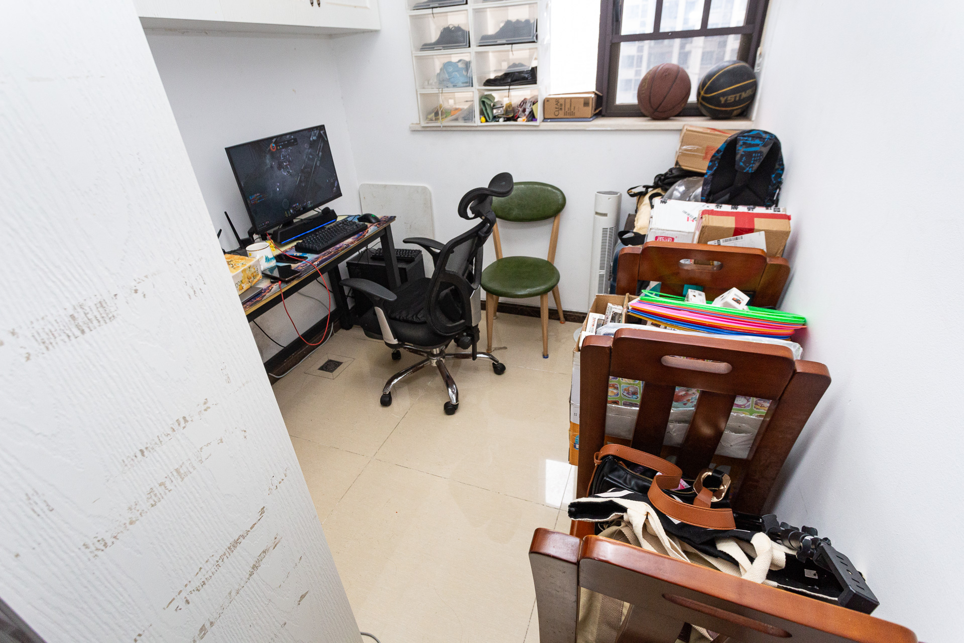 时代倾城二期  4室2厅2卫    90.0万 时代倾城二期  4室2厅2卫    90.0万卧室