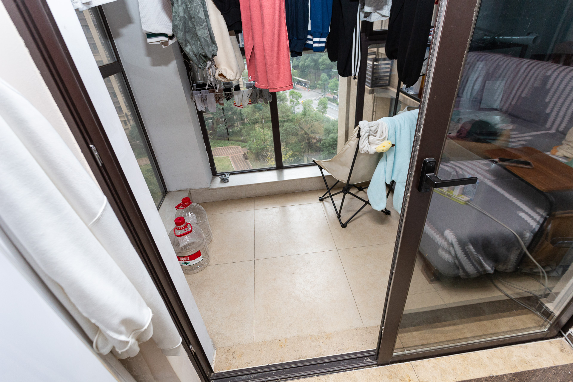 时代倾城二期  4室2厅2卫    90.0万 时代倾城二期  4室2厅2卫    90.0万阳台