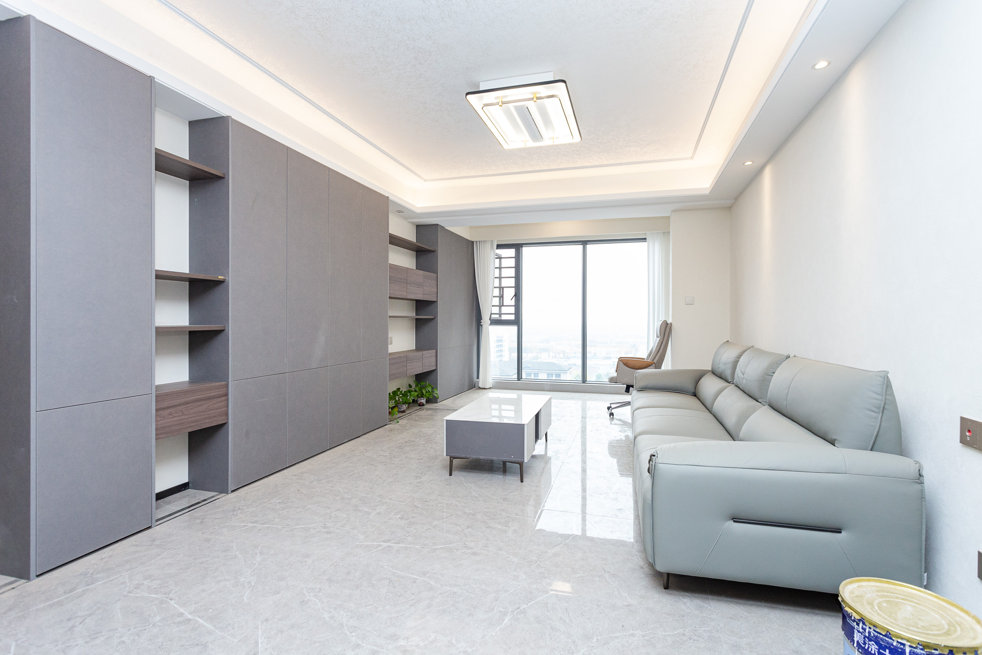 时代建发和著  4室2厅2卫   263.00万客厅
