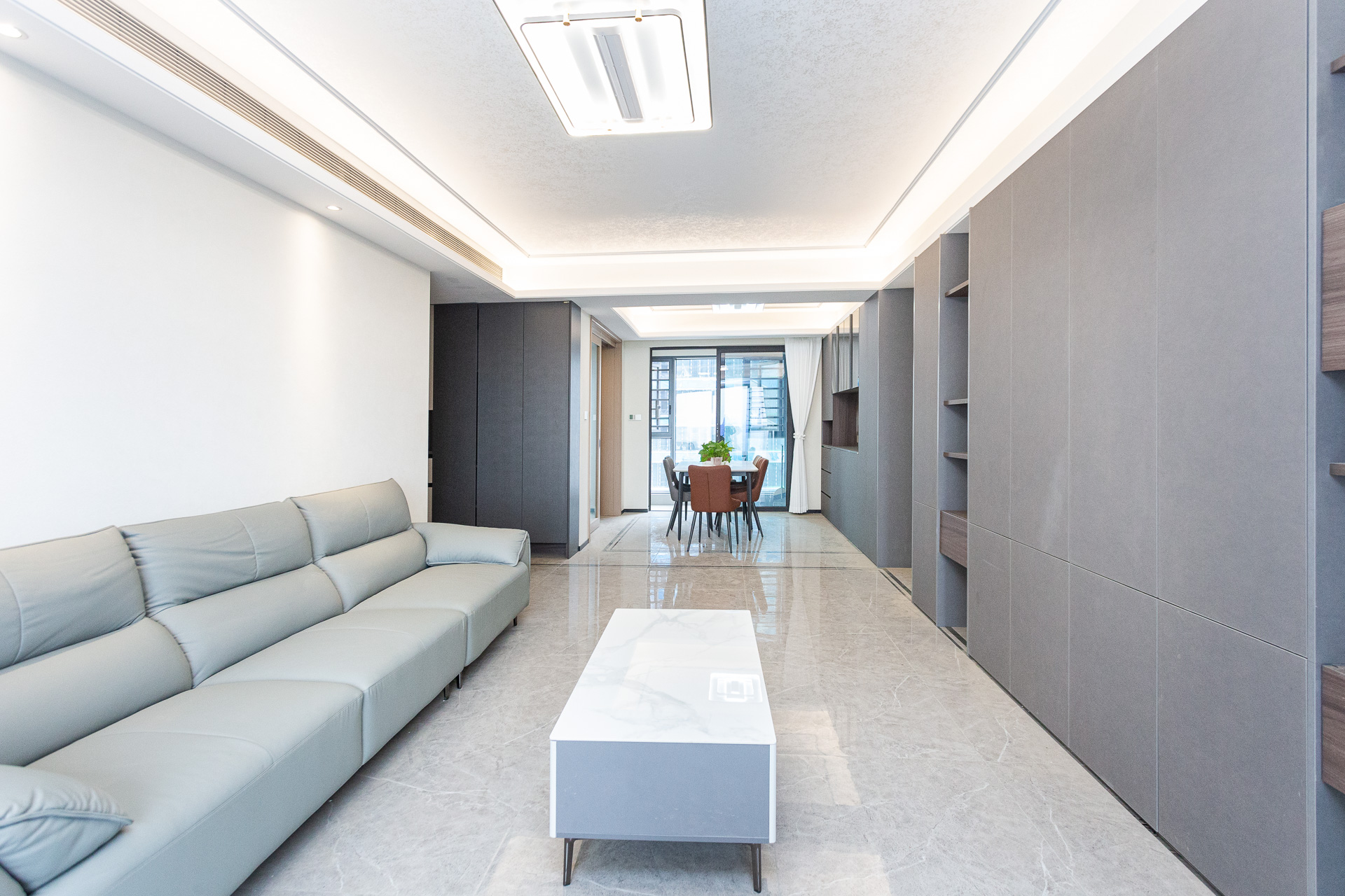 时代建发和著  4室2厅2卫   263.00万客厅