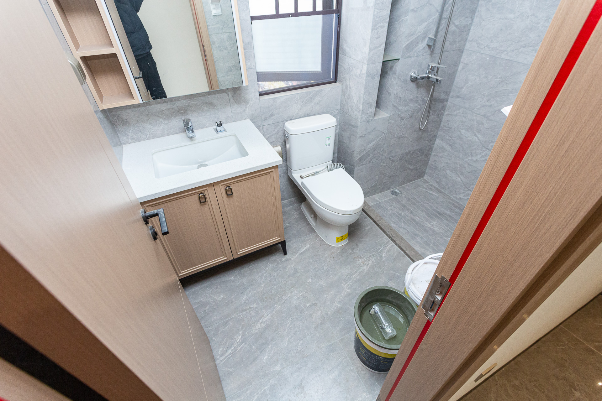 时代建发和著  4室2厅2卫   263.00万卫生间