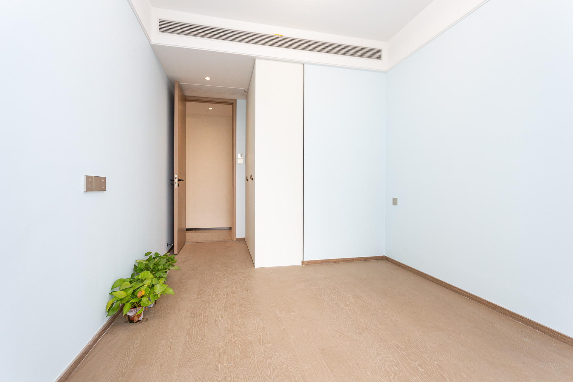 时代建发和著  4室2厅2卫   263.00万卧室