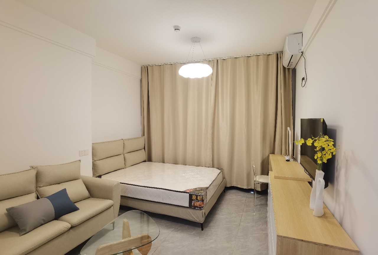 碧桂园城市之光 1室1厅1卫 1700.0元/月 碧桂园城市之光 1室1厅1卫 1700.0元/月室内图