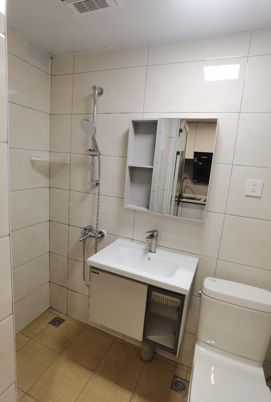 碧桂园城市之光 1室1厅1卫 1700.0元/月 碧桂园城市之光 1室1厅1卫 1700.0元/月室内图