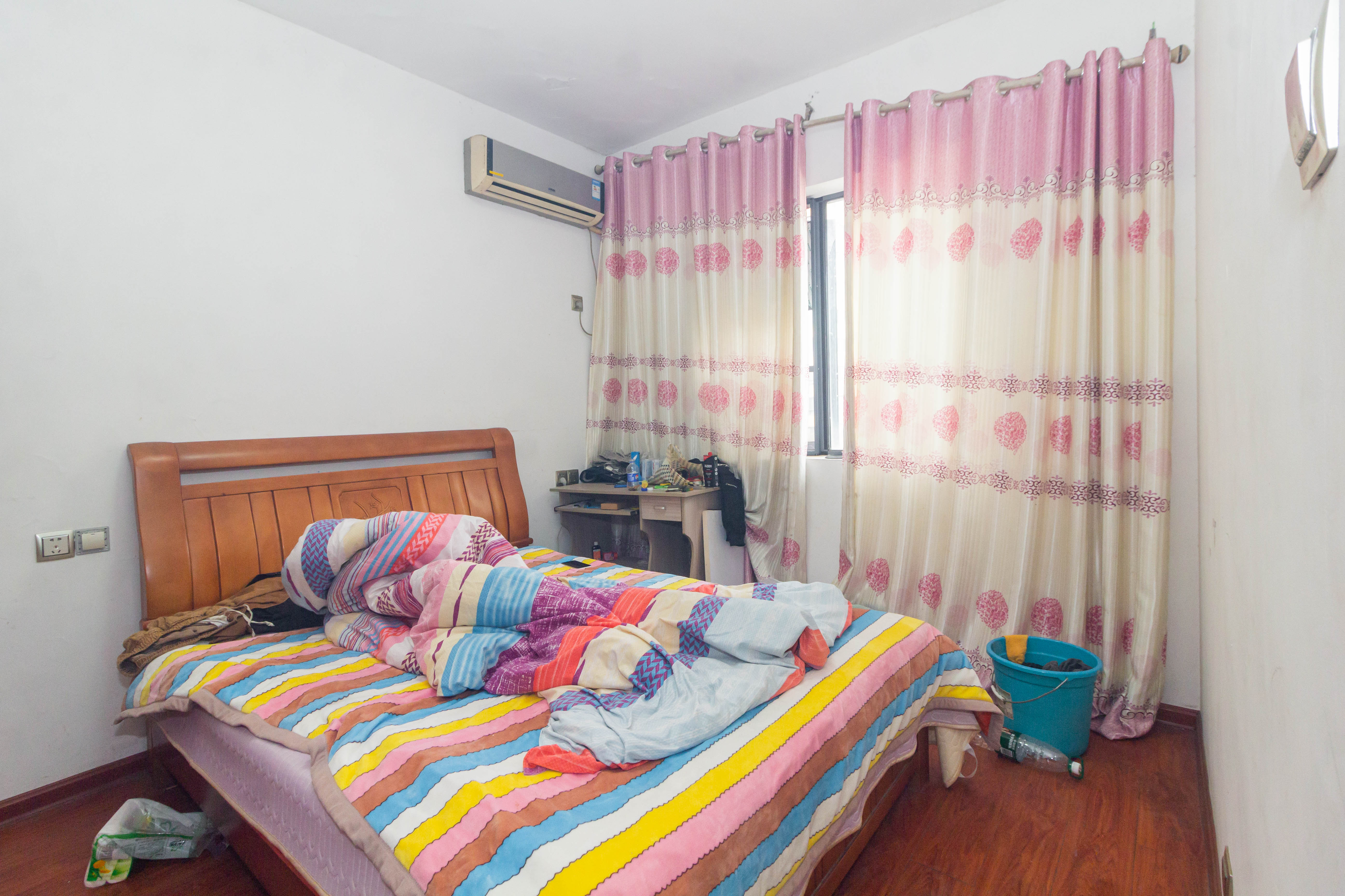 中国铁建国际城一期  4室2厅2卫    76.0万 中国铁建国际城一期  4室2厅2卫    76.0万卧室