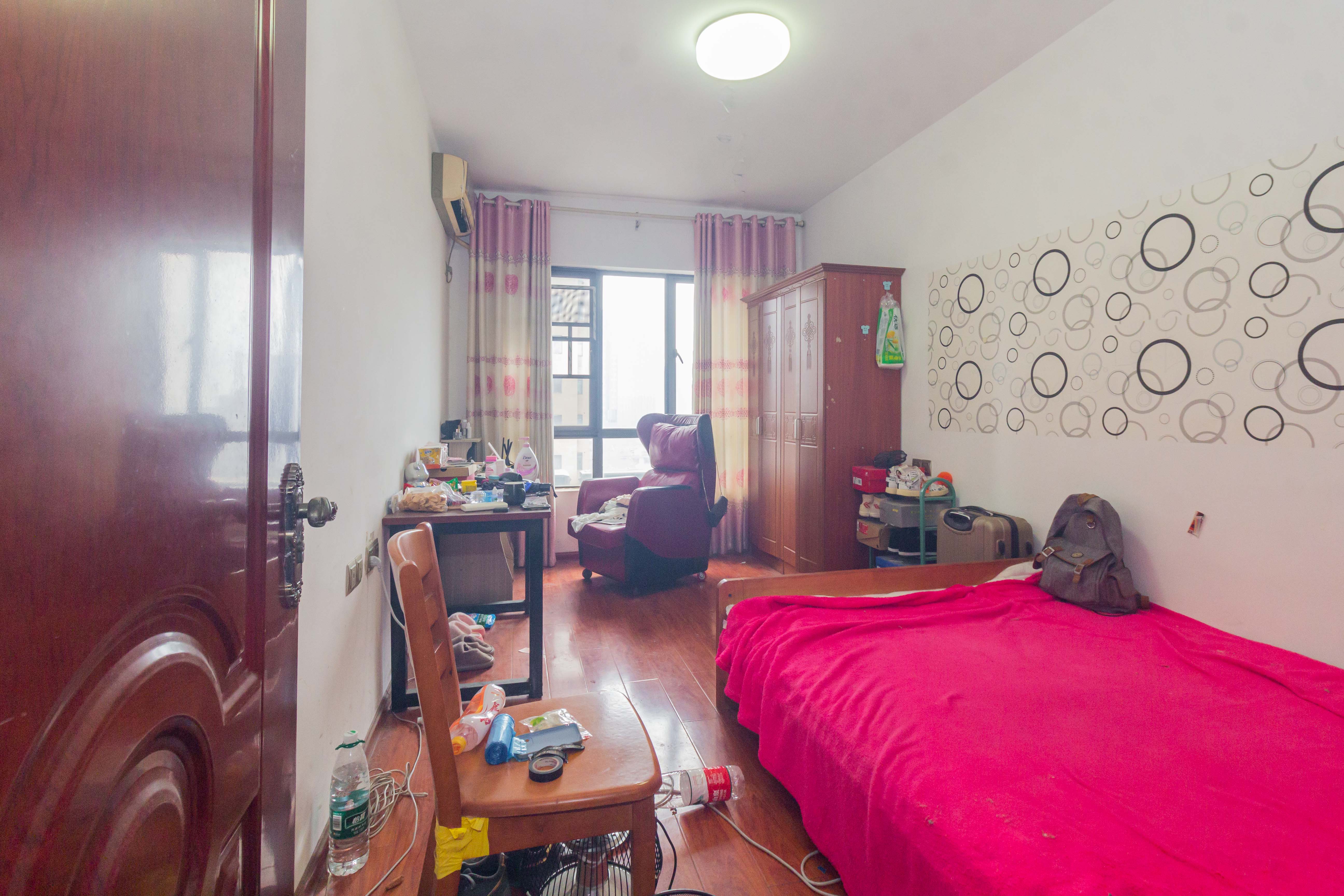 中国铁建国际城一期  4室2厅2卫    76.0万 中国铁建国际城一期  4室2厅2卫    76.0万卧室