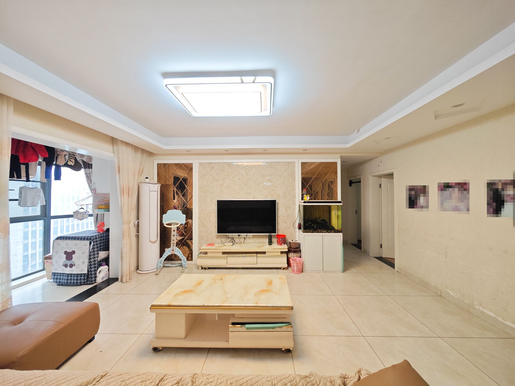 富春山  4室2厅2卫    86.0万 富春山  4室2厅2卫    86.0万客厅