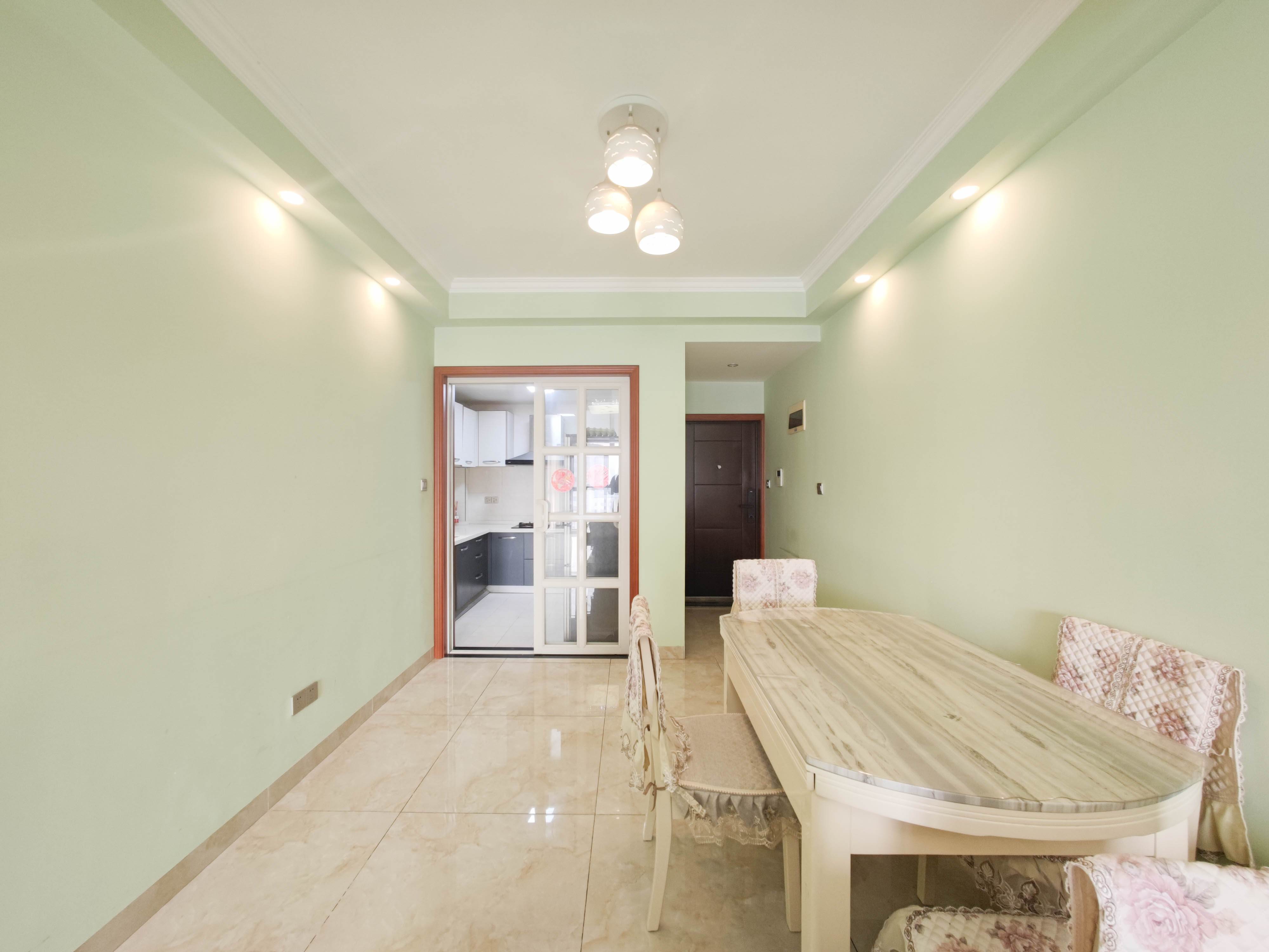 华银天际 3室2厅1卫 98.0万 华银天际 3室2厅1卫 98.0万其他