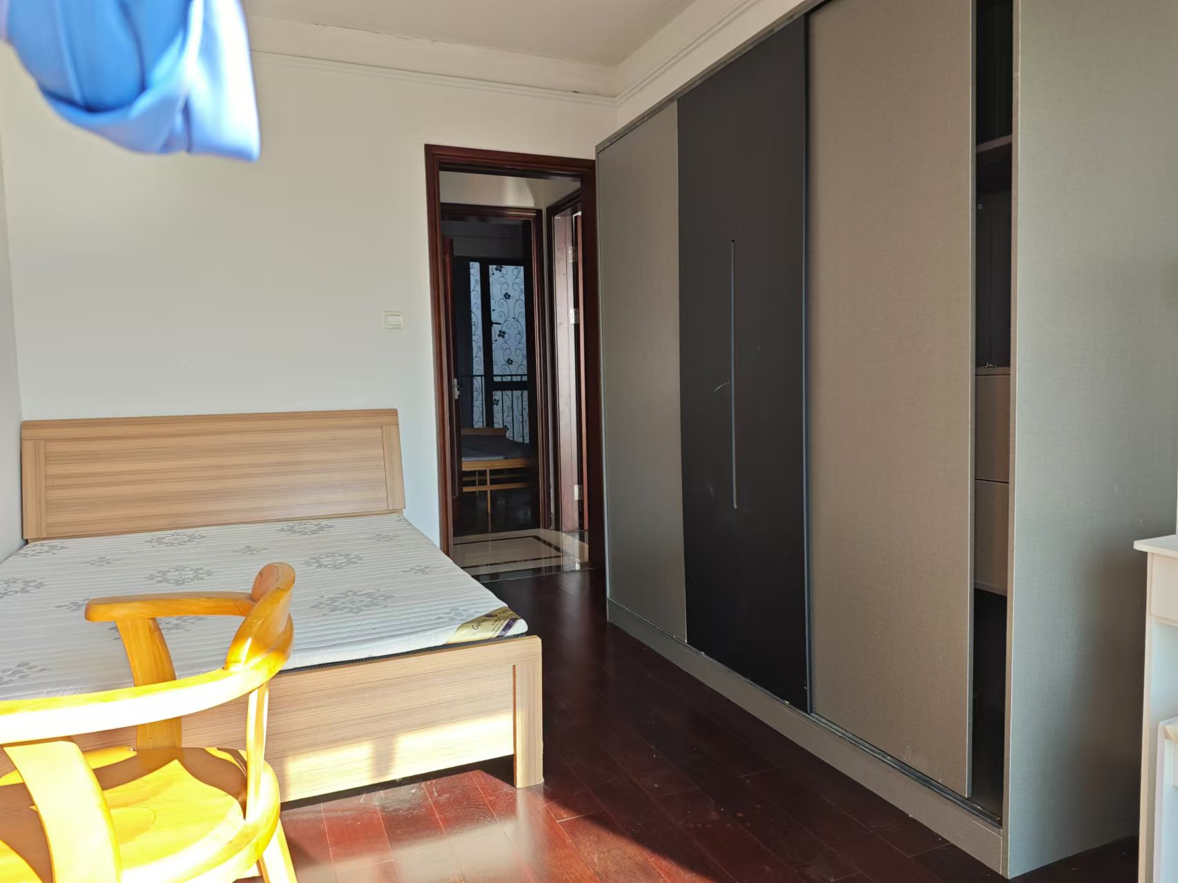 中海国际三期 3室2厅2卫 2200.0元/月 中海国际三期 3室2厅2卫 2200.0元/月室内图