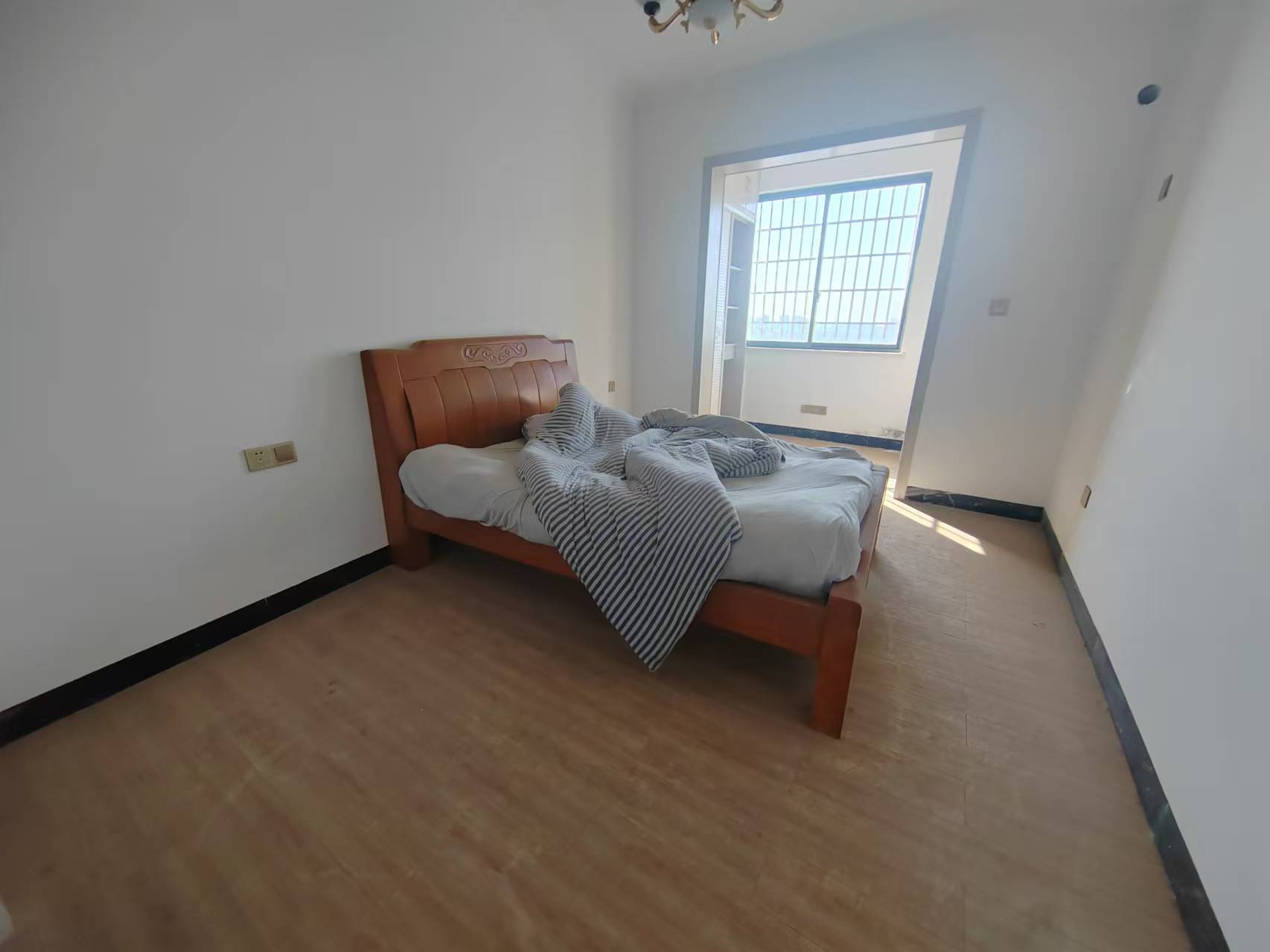 世纪外滩 1室2厅2卫 58.8万 世纪外滩 1室2厅2卫 58.8万室内图