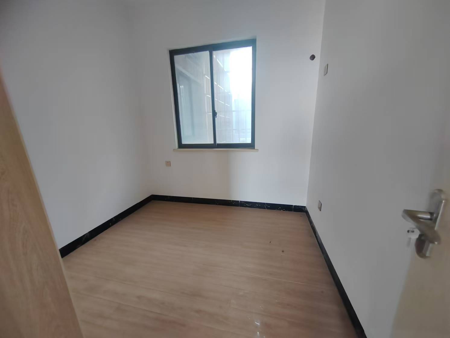 世纪外滩 1室2厅2卫 58.8万 世纪外滩 1室2厅2卫 58.8万室内图