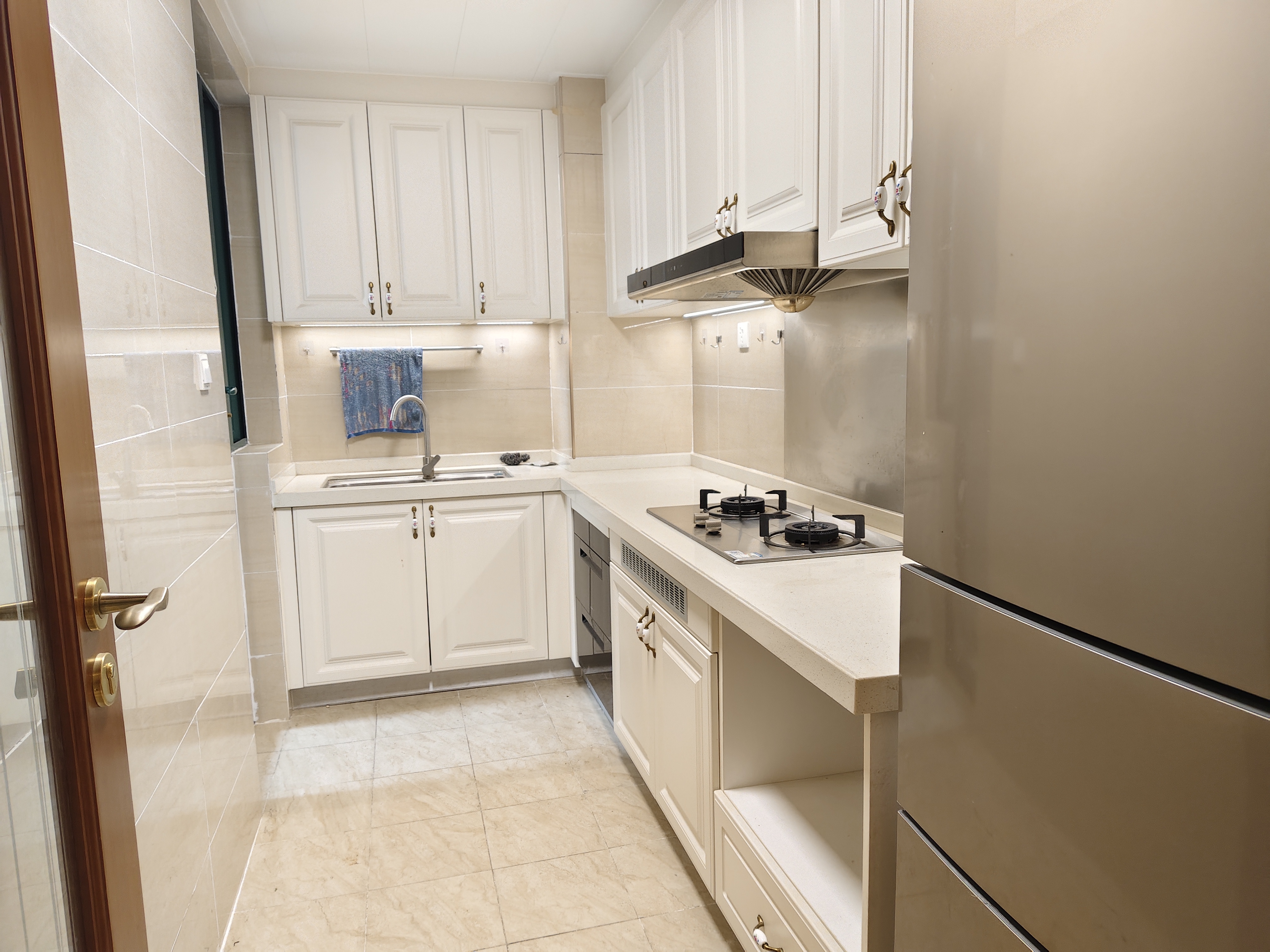 恒大绿洲 2室2厅1卫 1600.0元/月 恒大绿洲 2室2厅1卫 1600.0元/月室内图