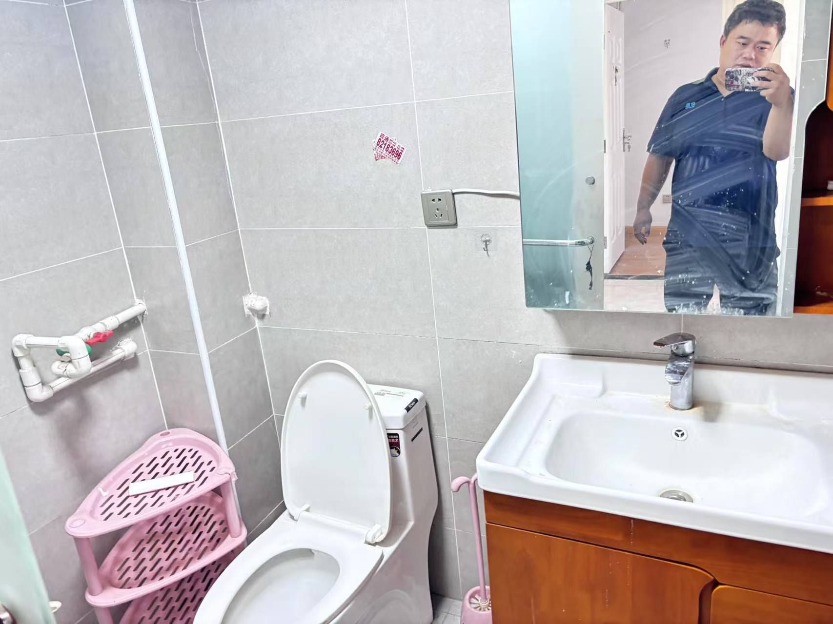 文华商住楼 3室2厅1卫 2400.0元/月 文华商住楼 3室2厅1卫 2400.0元/月小区图