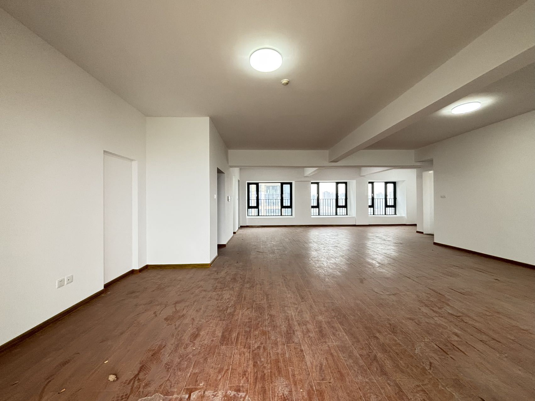 华盛御品 5室2厅3卫 315.0万 华盛御品 5室2厅3卫 315.0万室内图