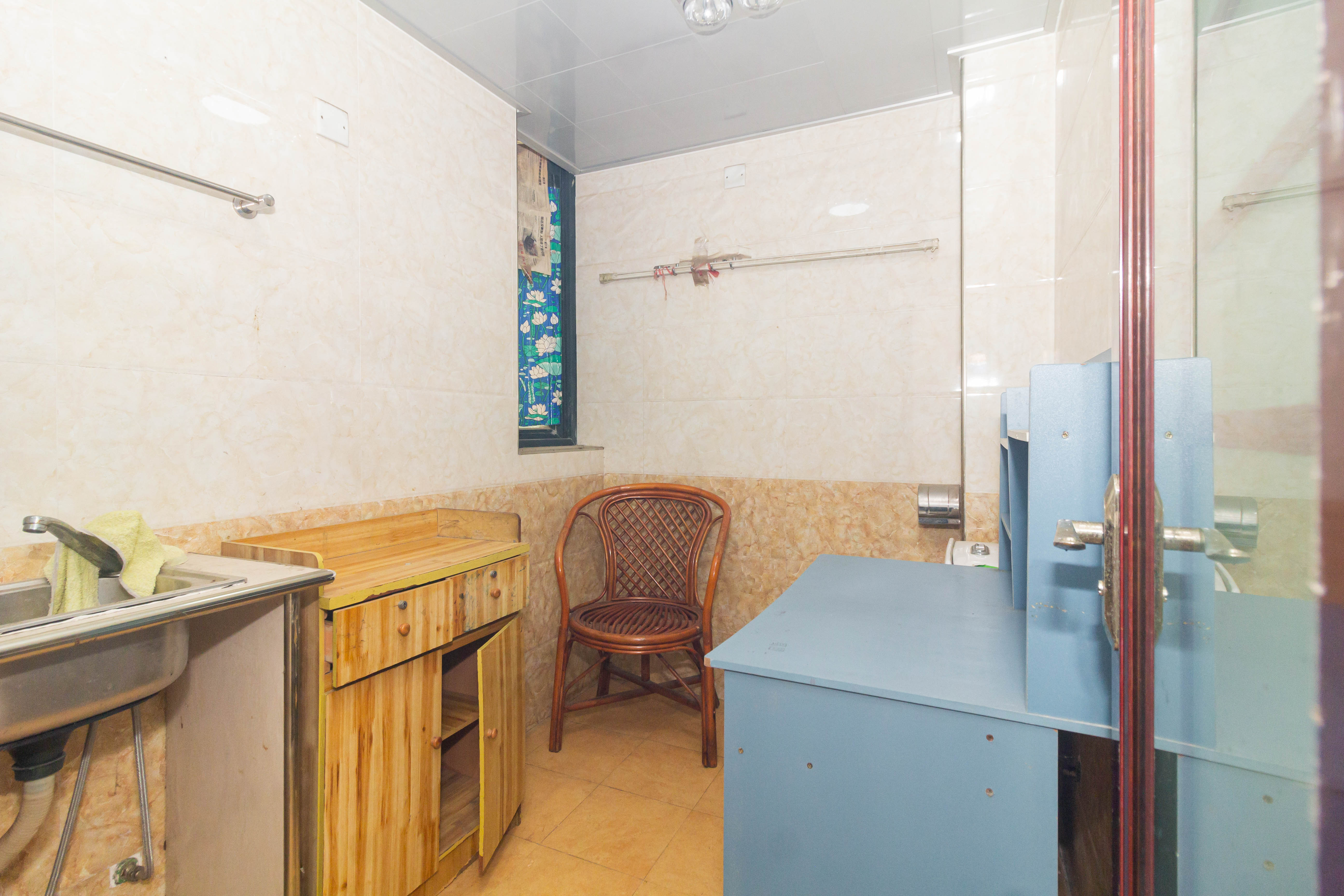 东岸锦城(东方人家)  3室2厅2卫    85.0万 东岸锦城(东方人家)  3室2厅2卫    85.0万卫生间