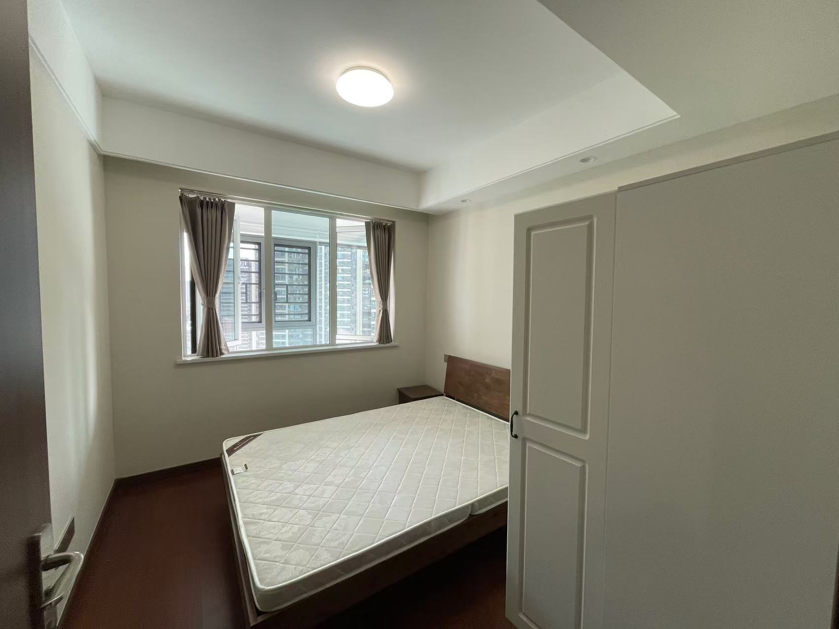 中欣楚天御府E区  3室2厅2卫    3800.0元/月 中欣楚天御府E区  3室2厅2卫    3800.0元/月