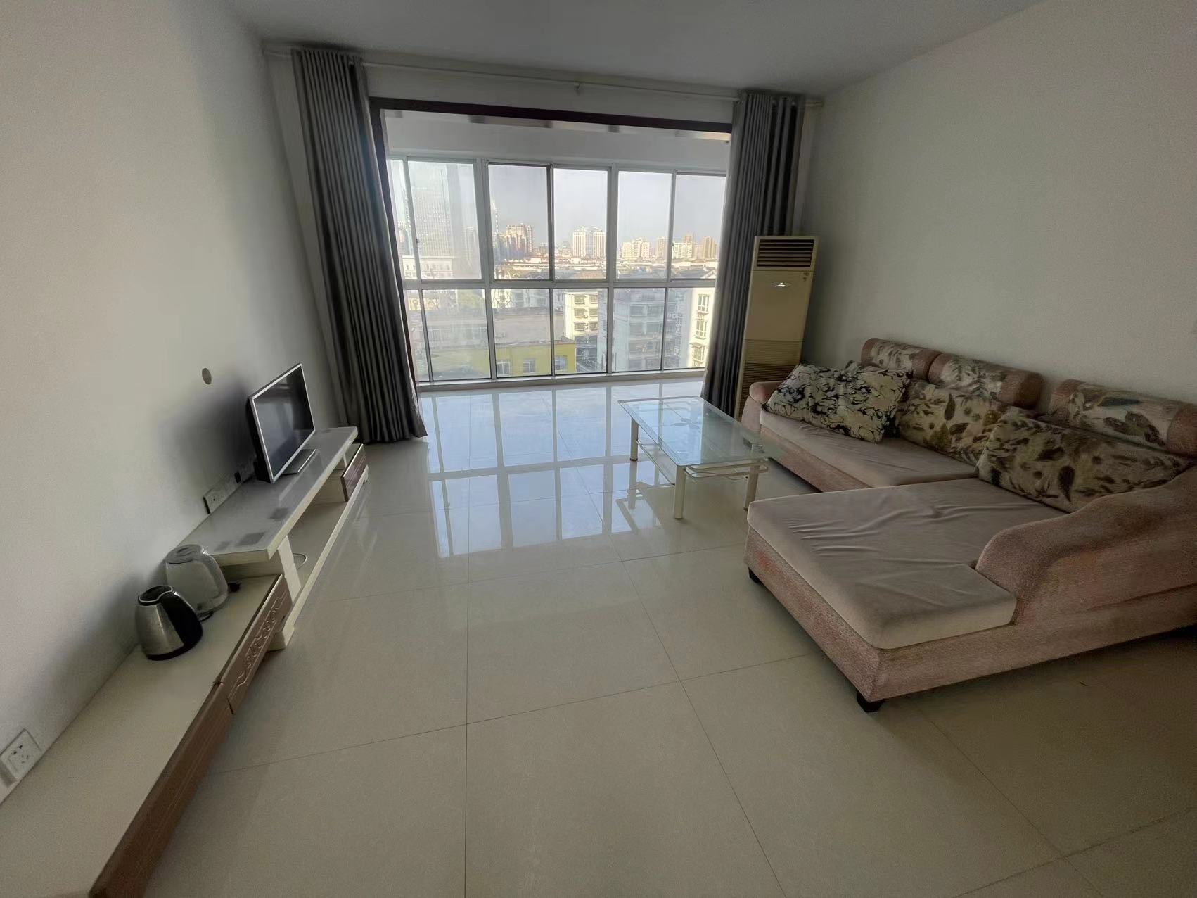 香草园二期春晓 3室2厅1卫 1900.0元/月 香草园二期春晓 3室2厅1卫 1900.0元/月室内图