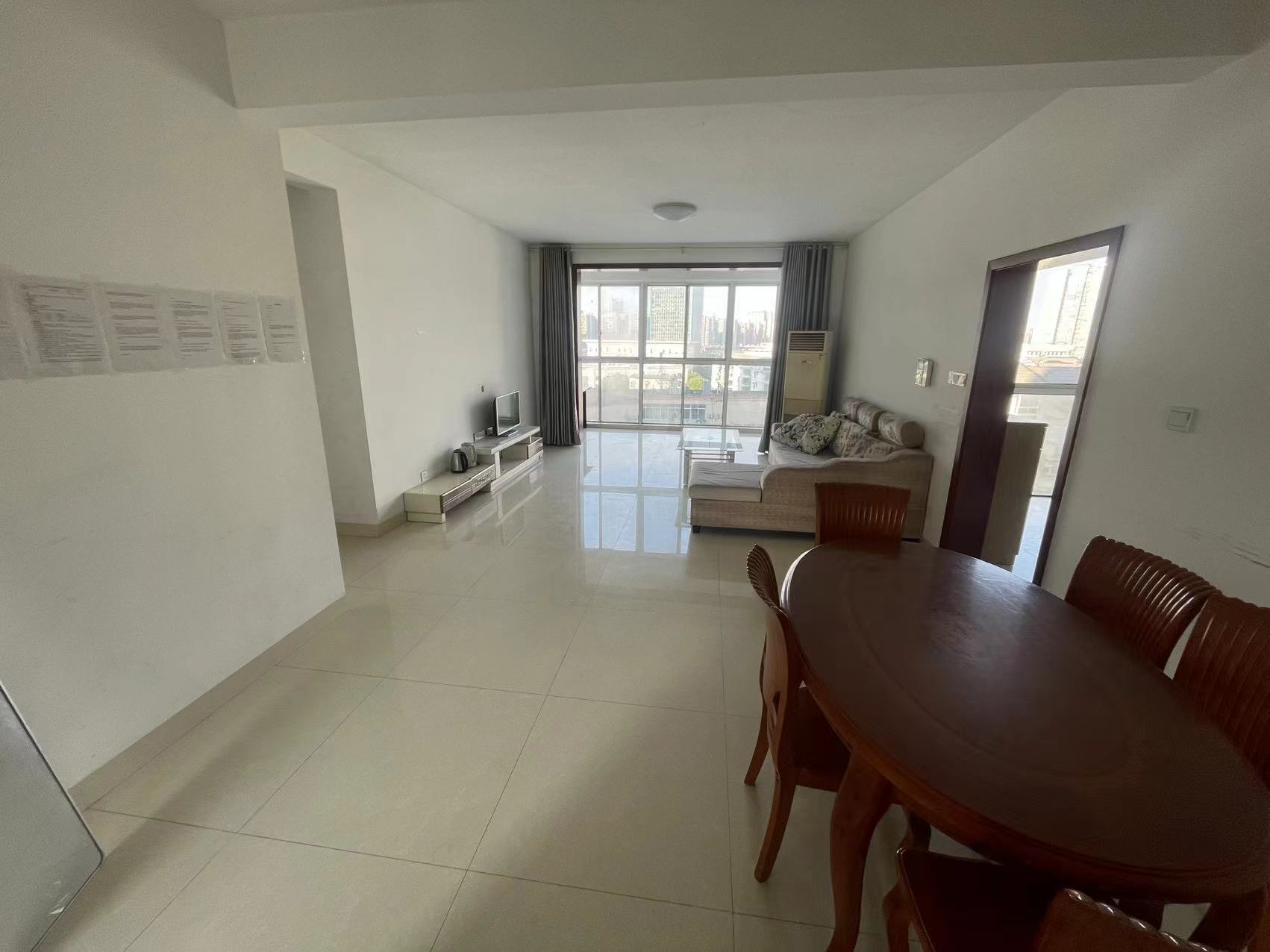 香草园二期春晓 3室2厅1卫 1900.0元/月 香草园二期春晓 3室2厅1卫 1900.0元/月室内图