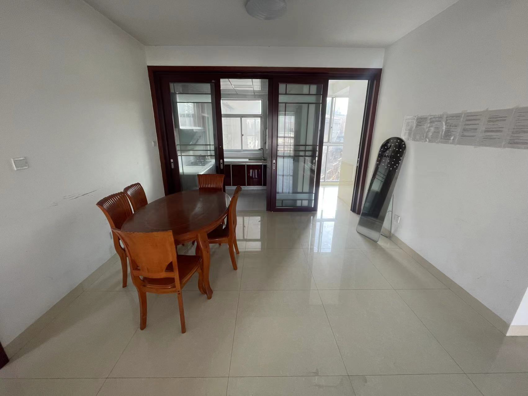 香草园二期春晓 3室2厅1卫 1900.0元/月 香草园二期春晓 3室2厅1卫 1900.0元/月室内图