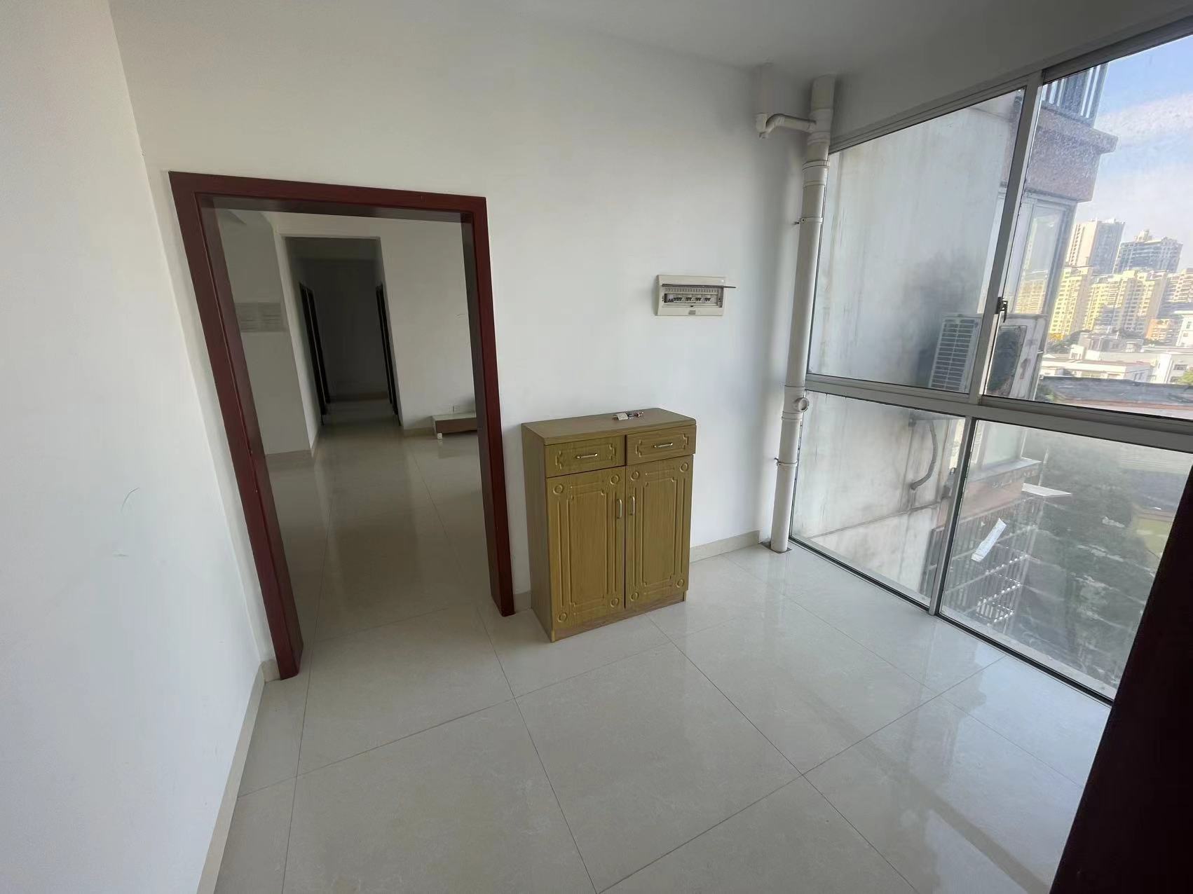 香草园二期春晓 3室2厅1卫 1900.0元/月 香草园二期春晓 3室2厅1卫 1900.0元/月室内图