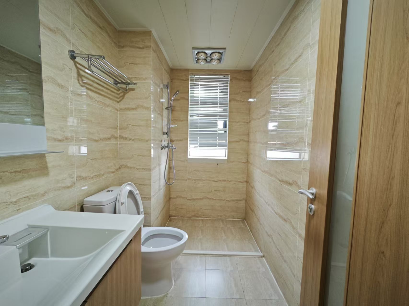 万科魅力之城  3室2厅2卫    2600.0元/月室内图