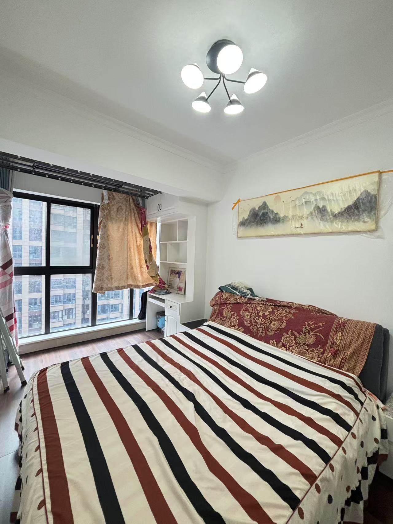 铂金汉宫  3室2厅2卫    82.6万 铂金汉宫  3室2厅2卫    82.6万室内图