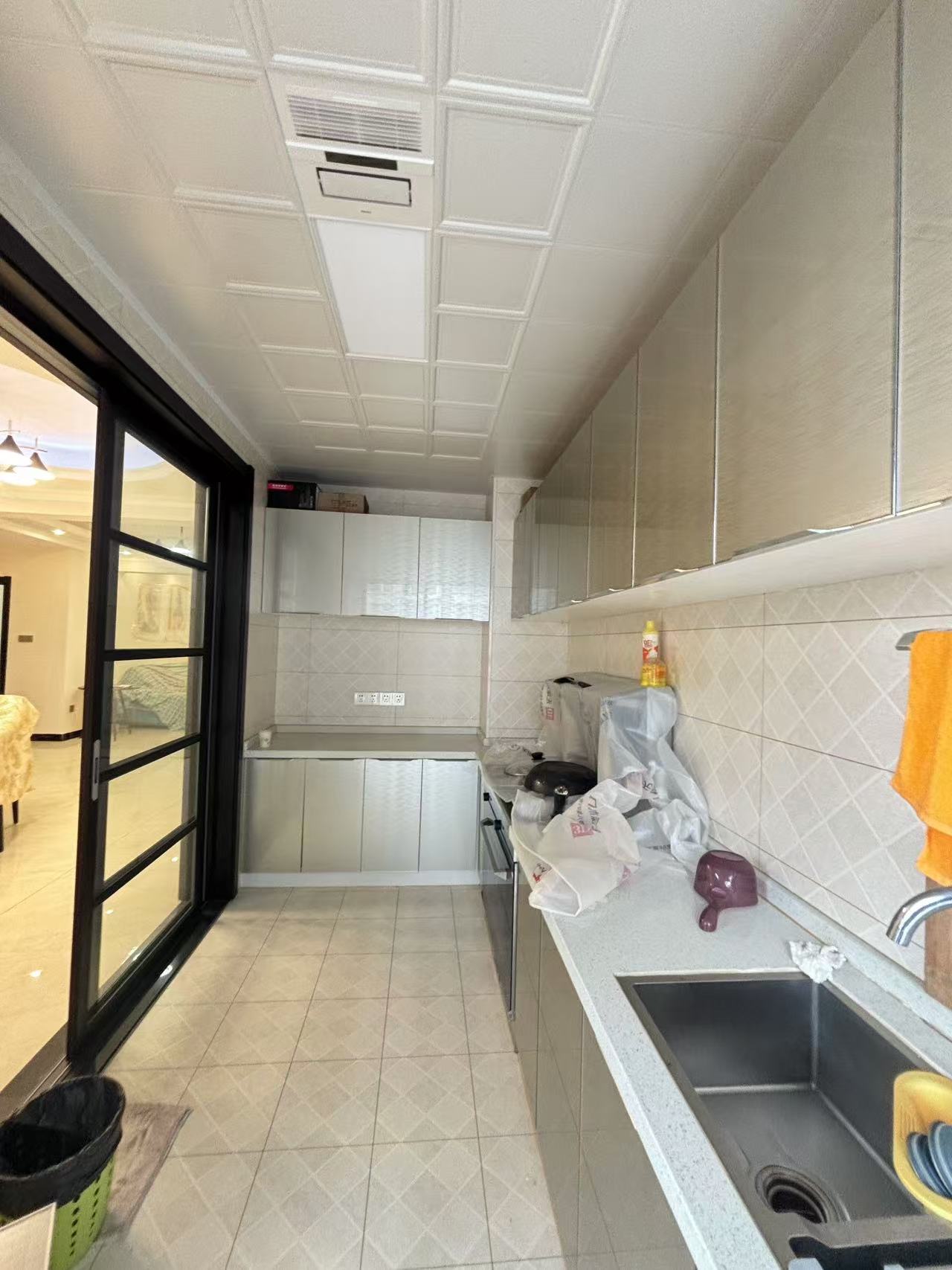 铂金汉宫  3室2厅2卫    82.6万 铂金汉宫  3室2厅2卫    82.6万室内图