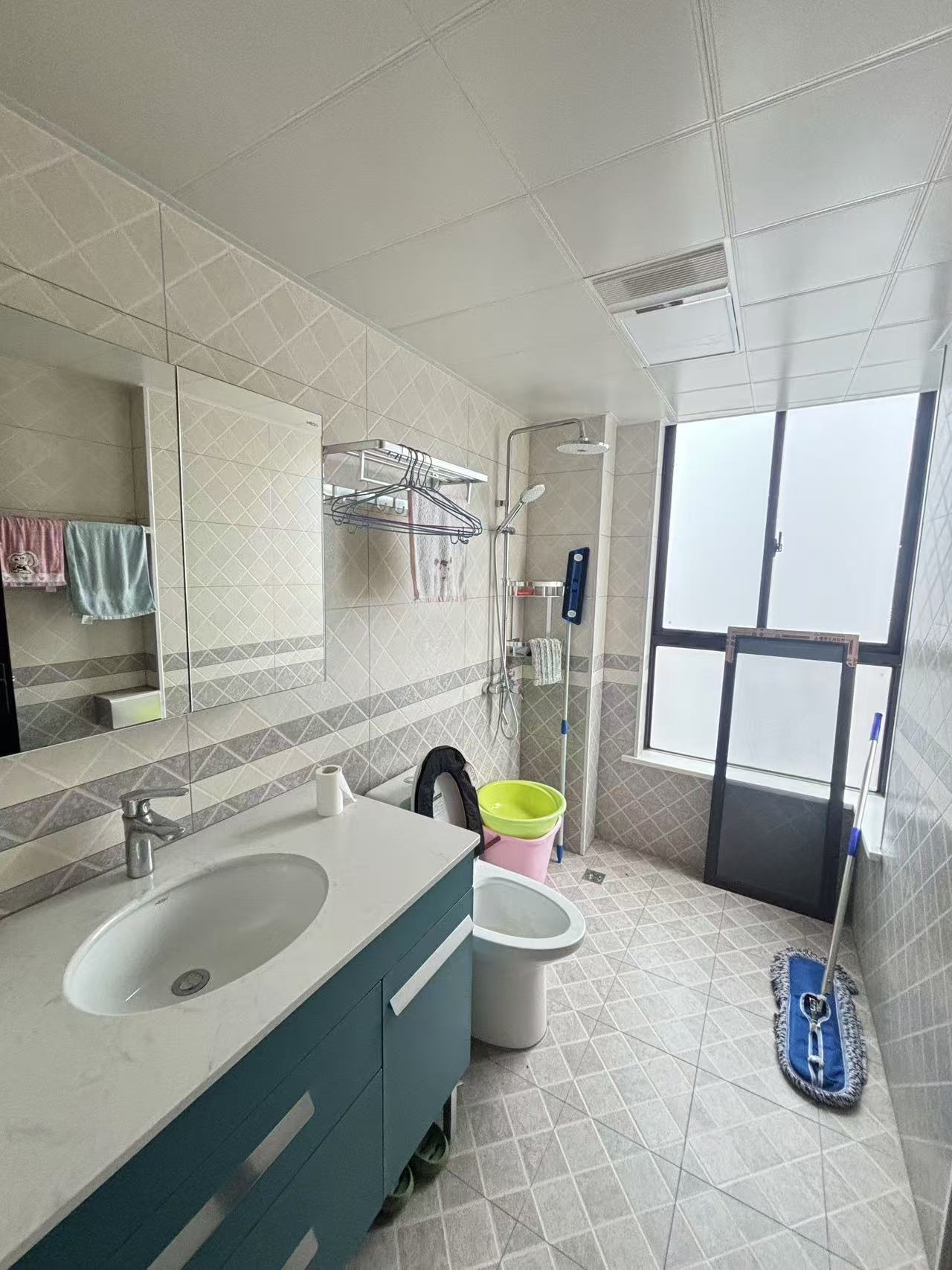 铂金汉宫  3室2厅2卫    82.6万 铂金汉宫  3室2厅2卫    82.6万室内图