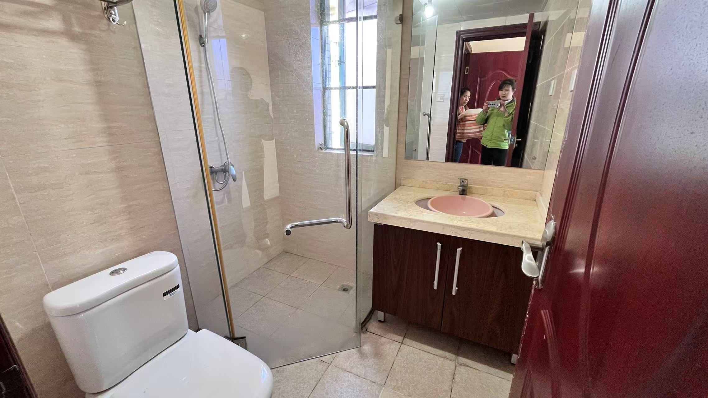 九华富瑶天下 2室2厅2卫 1300.0元/月 九华富瑶天下 2室2厅2卫 1300.0元/月室内图