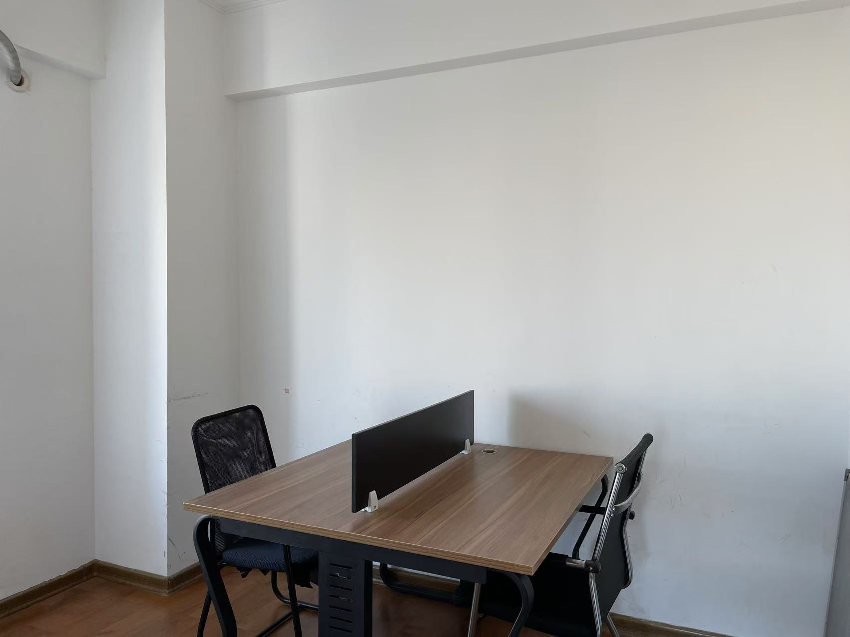 恒隆国际  2室1厅1卫    60.0万室内图