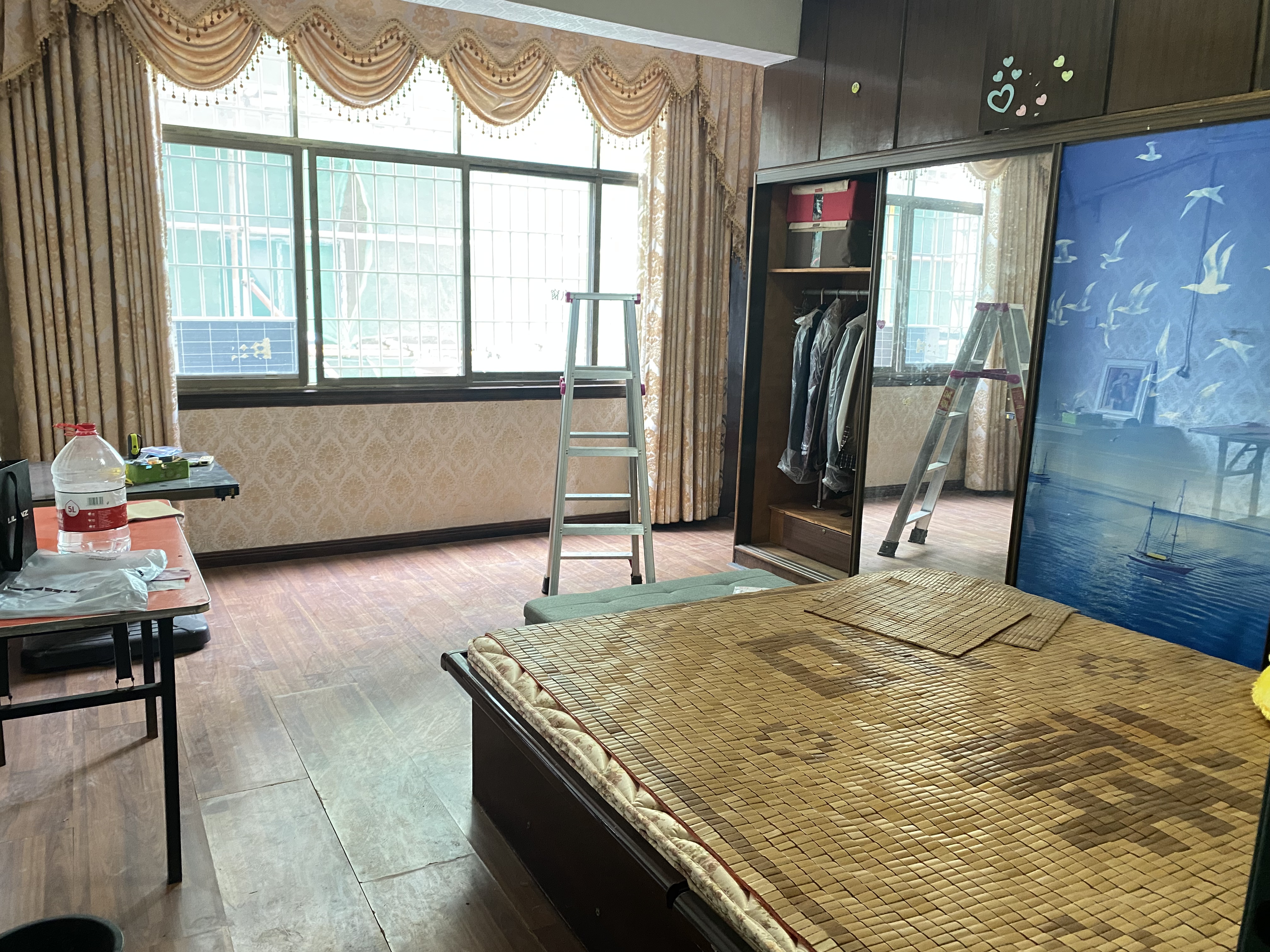 娄星区散盘  3室2厅3卫    1300.0元/月室内图