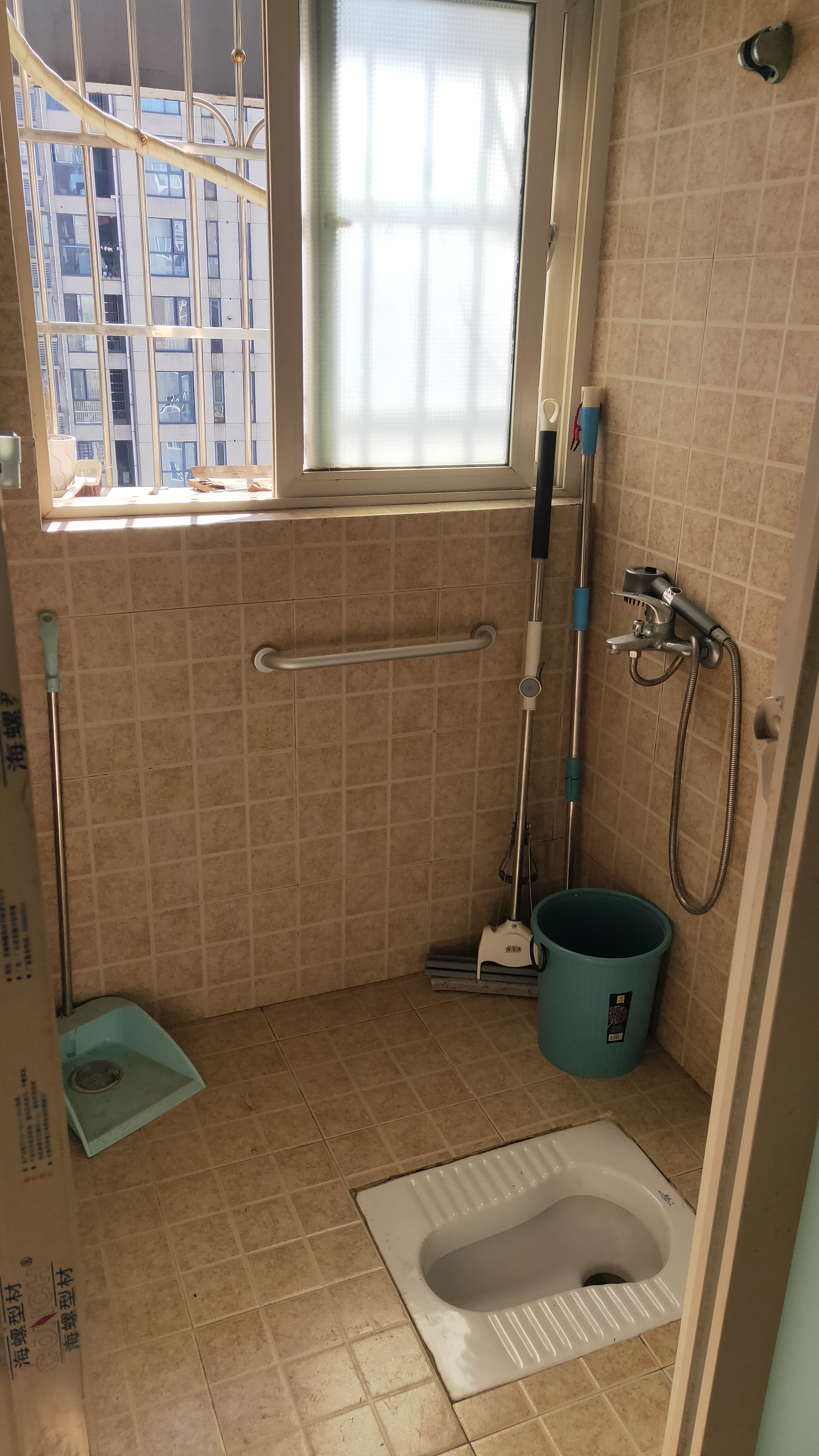 伍家岭生活广场 1室1厅1卫 1500.00元/月 伍家岭生活广场 1室1厅1卫 1500.00元/月室内图