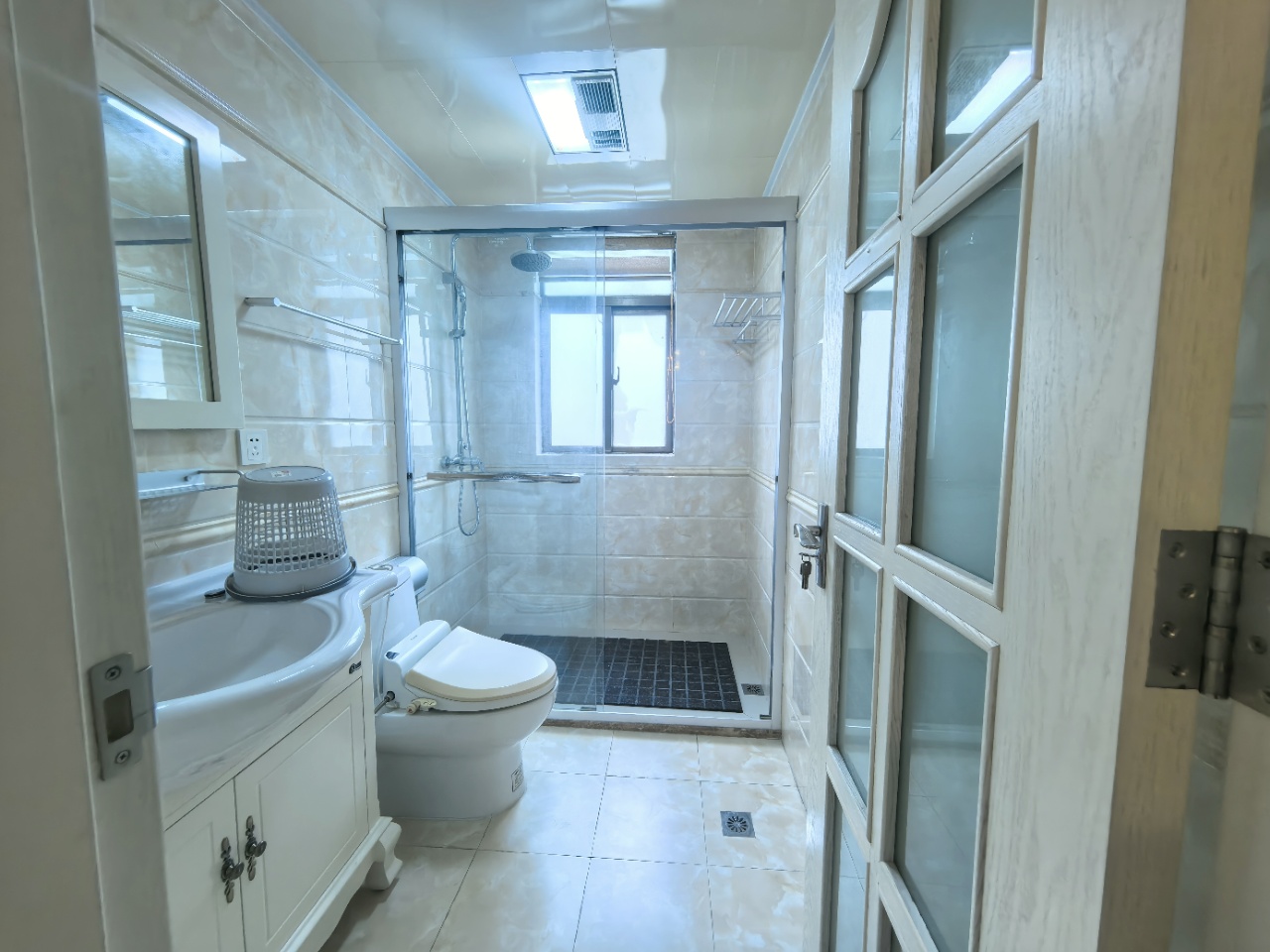 紫园A区  4室2厅2卫    380.0万 紫园A区  4室2厅2卫    380.0万室内图