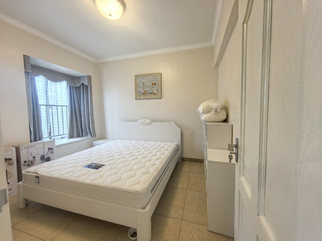 紫园A区  4室2厅2卫    380.0万 紫园A区  4室2厅2卫    380.0万室内图