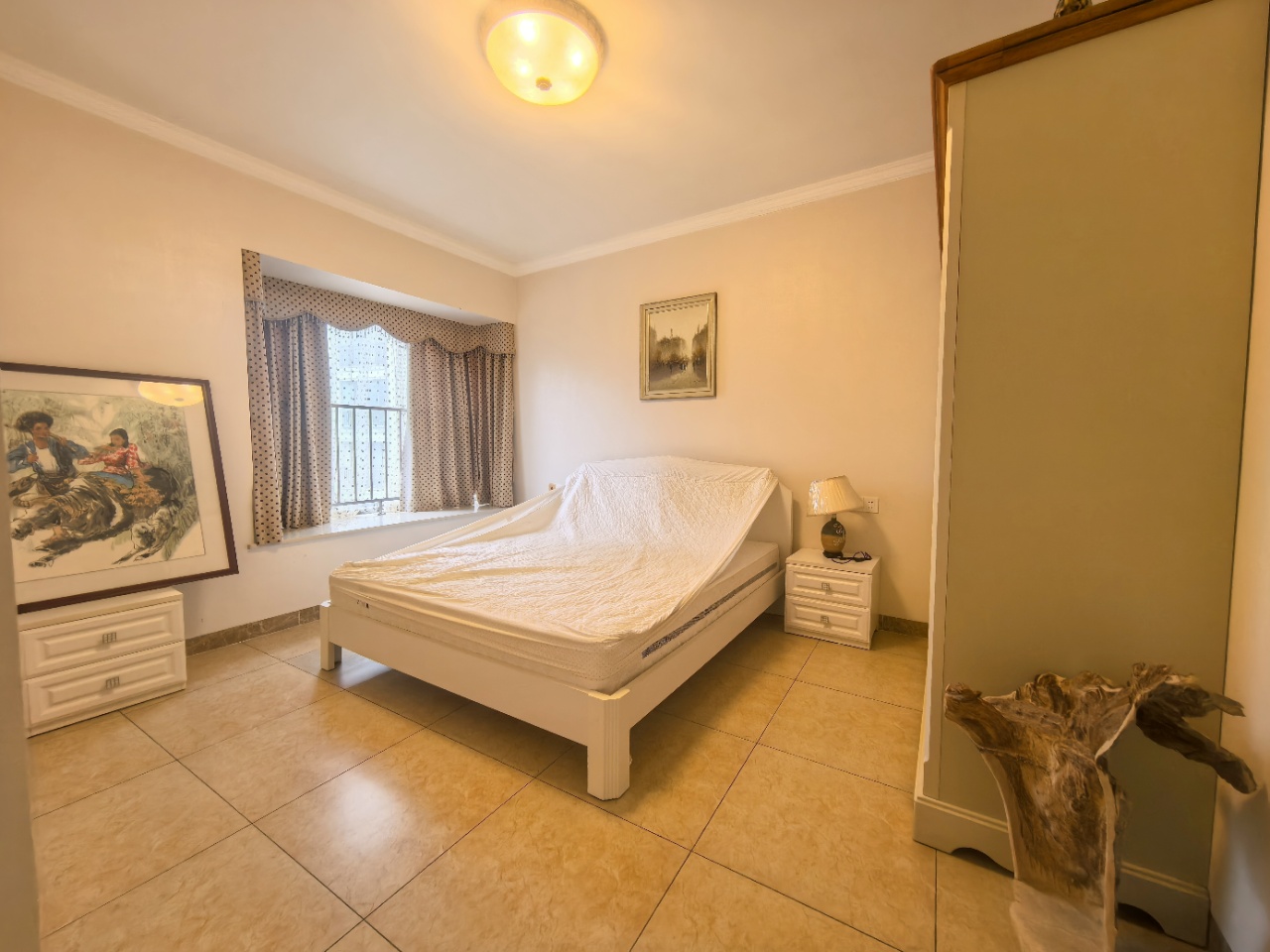 紫园A区  4室2厅2卫    380.0万 紫园A区  4室2厅2卫    380.0万室内图